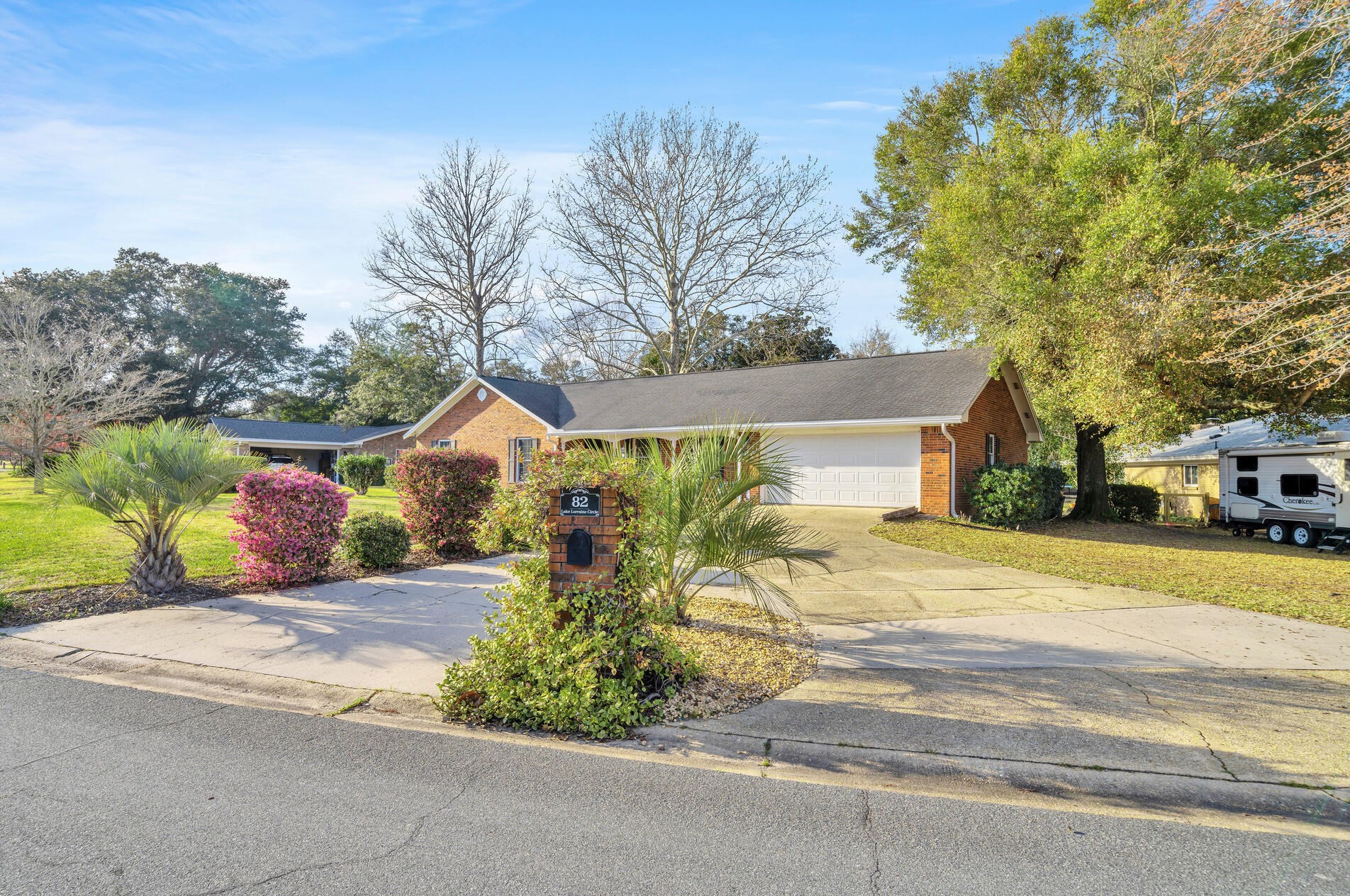 82 Lake Lorraine Cir, Shalimar, FL 32579