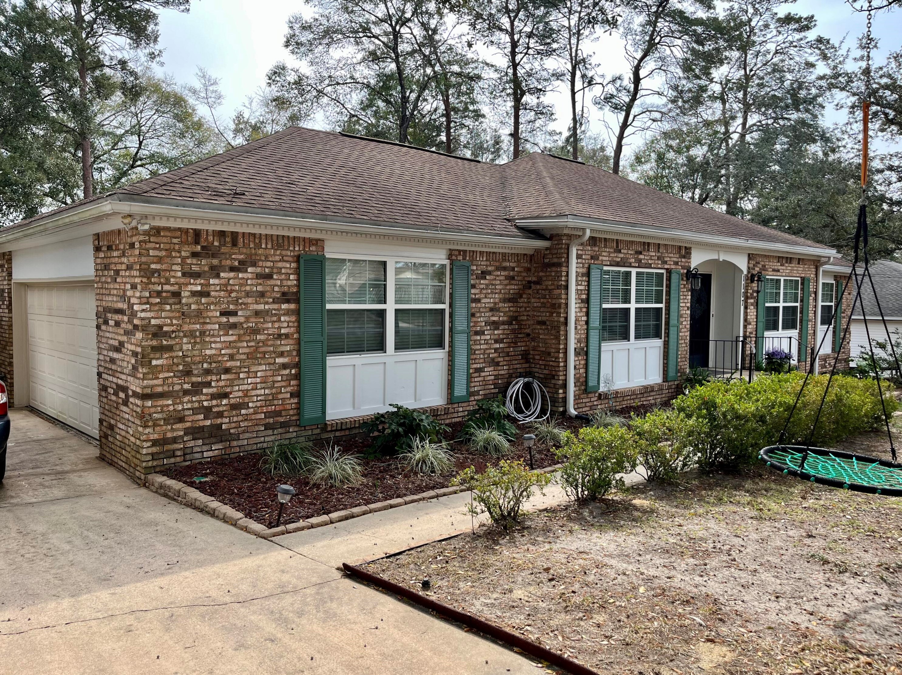 1107 Palm Blvd, Niceville, FL 32578