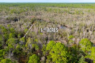 9460 Bone Bluff Dr, Navarre, FL 32566 - Photo 10