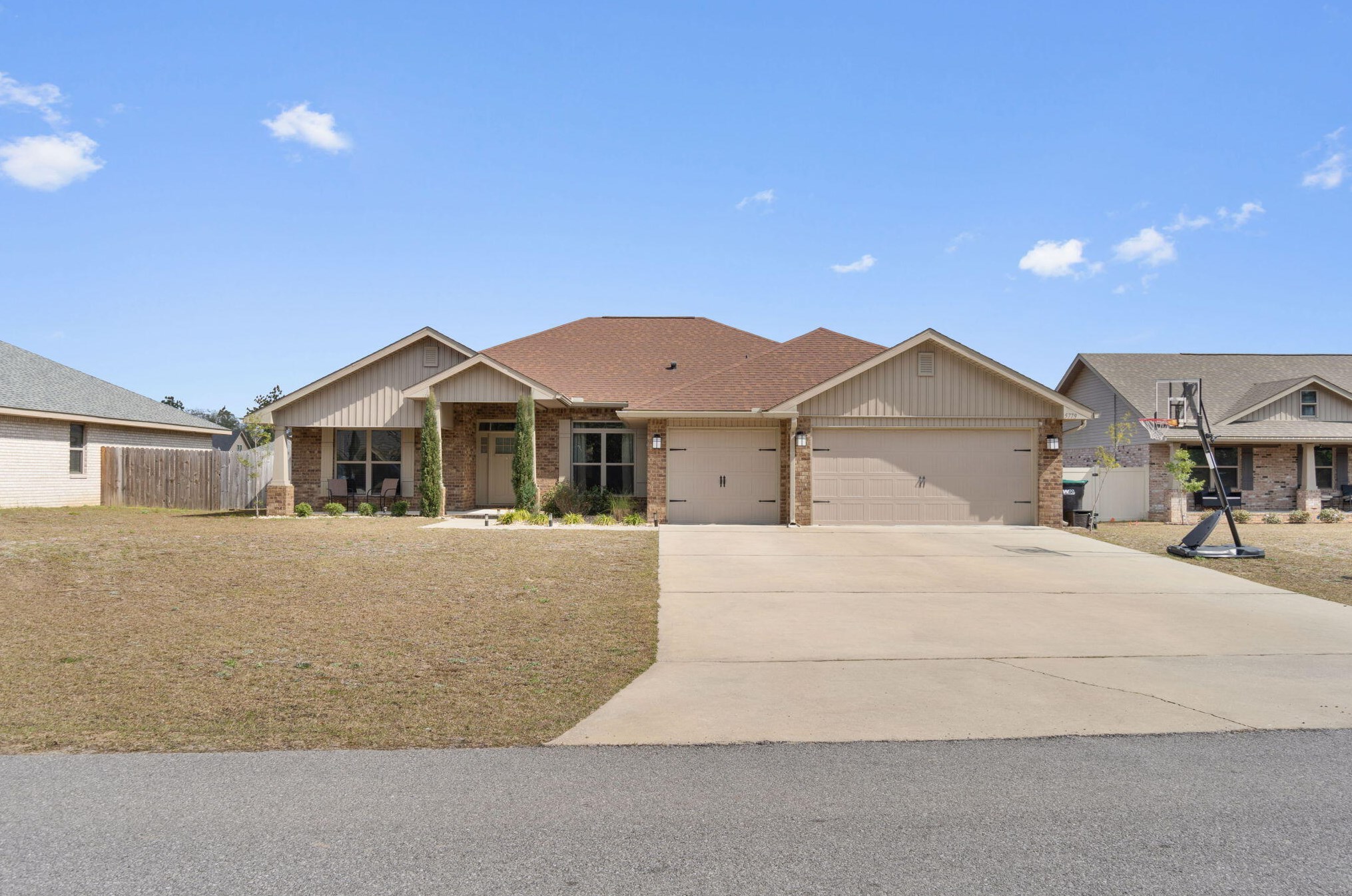 5779 Dogwood Dr, Crestview FL  32539-8402 exterior