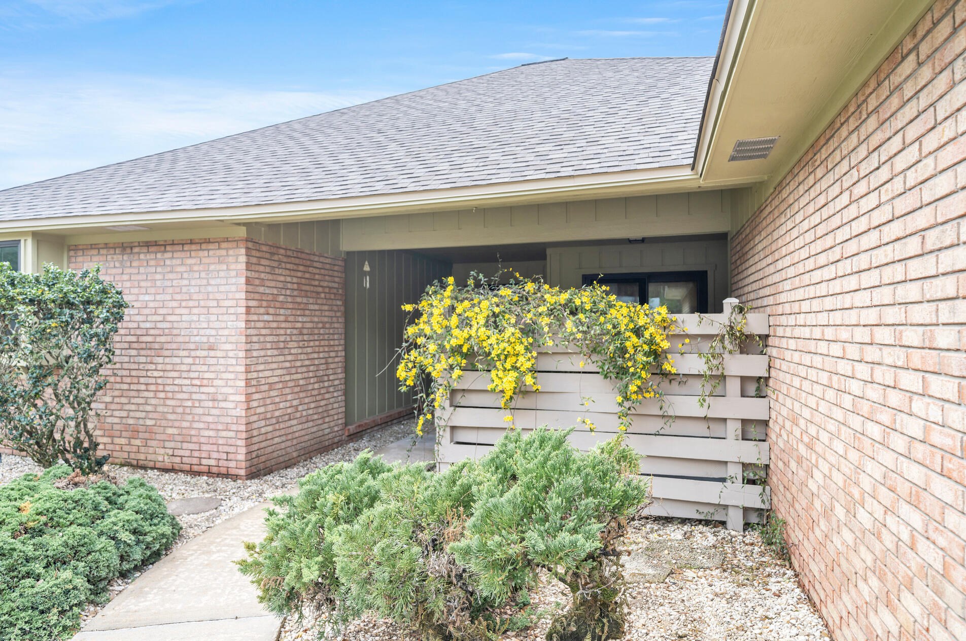 512 Samana Way, Niceville FL  32578-4015 exterior