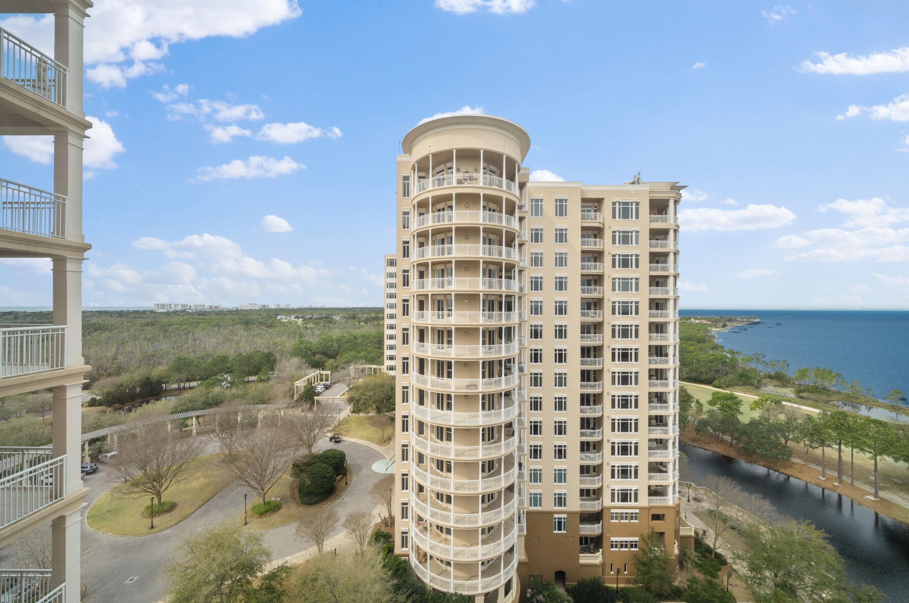 400 Kelly Plantation Dr, Destin FL 32541-8459 exterior