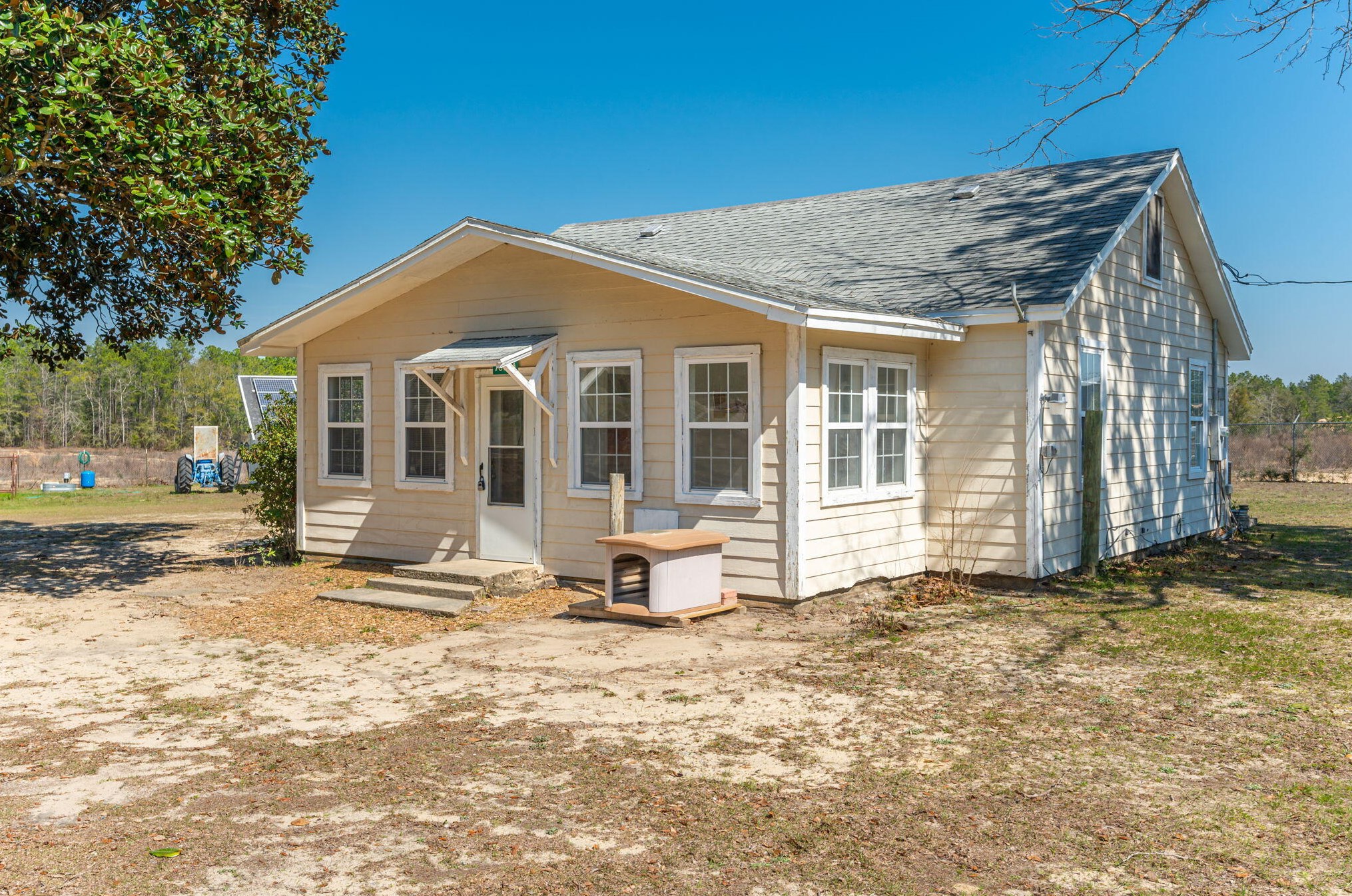 7961 Us Highway 331, Defuniak Springs FL  32435-5424 exterior