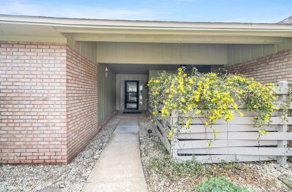 512 Samana Way, Niceville FL  32578-4015 exterior