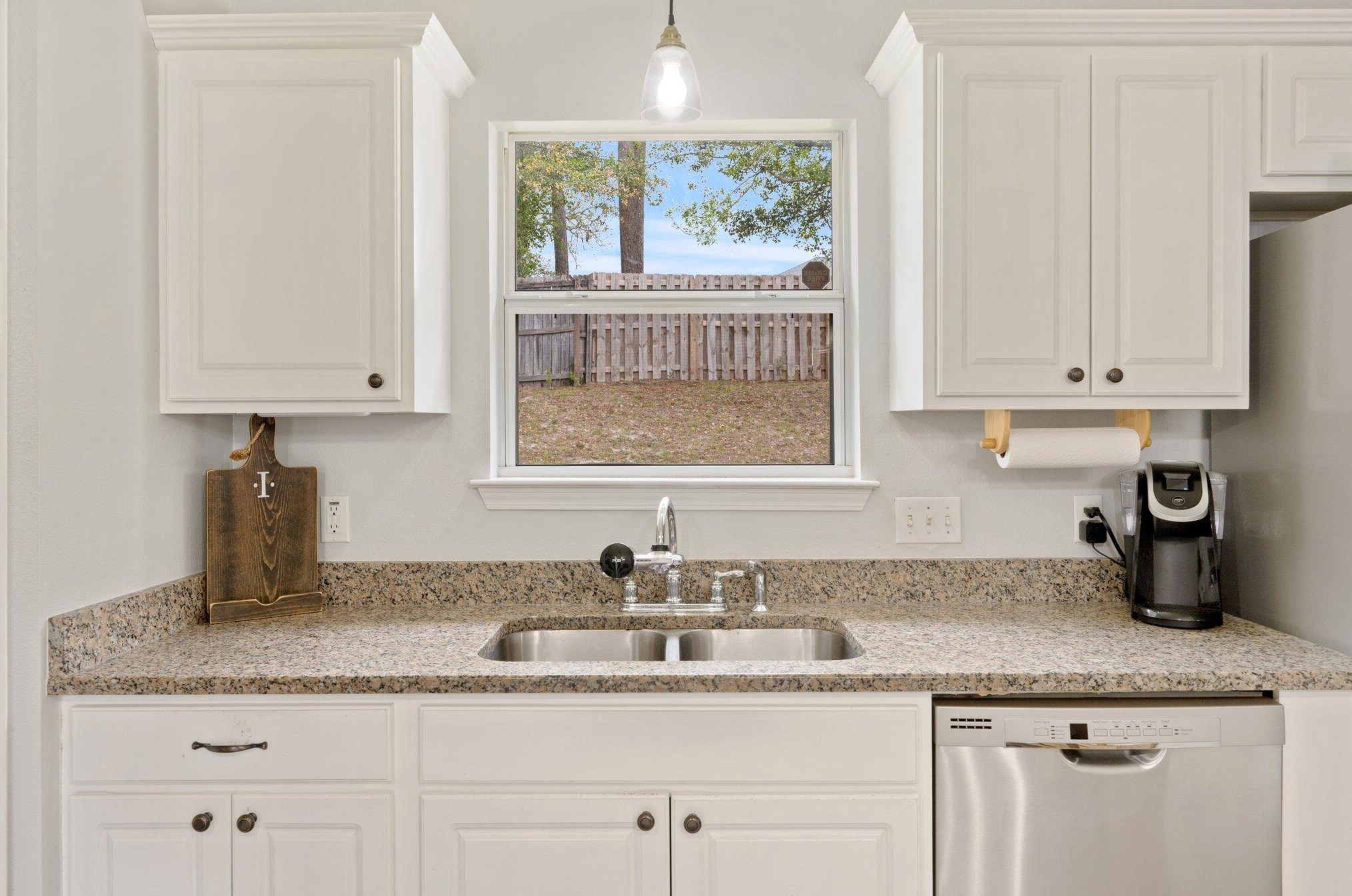 1246 Northview Dr, Crestview FL  32536-2211 exterior