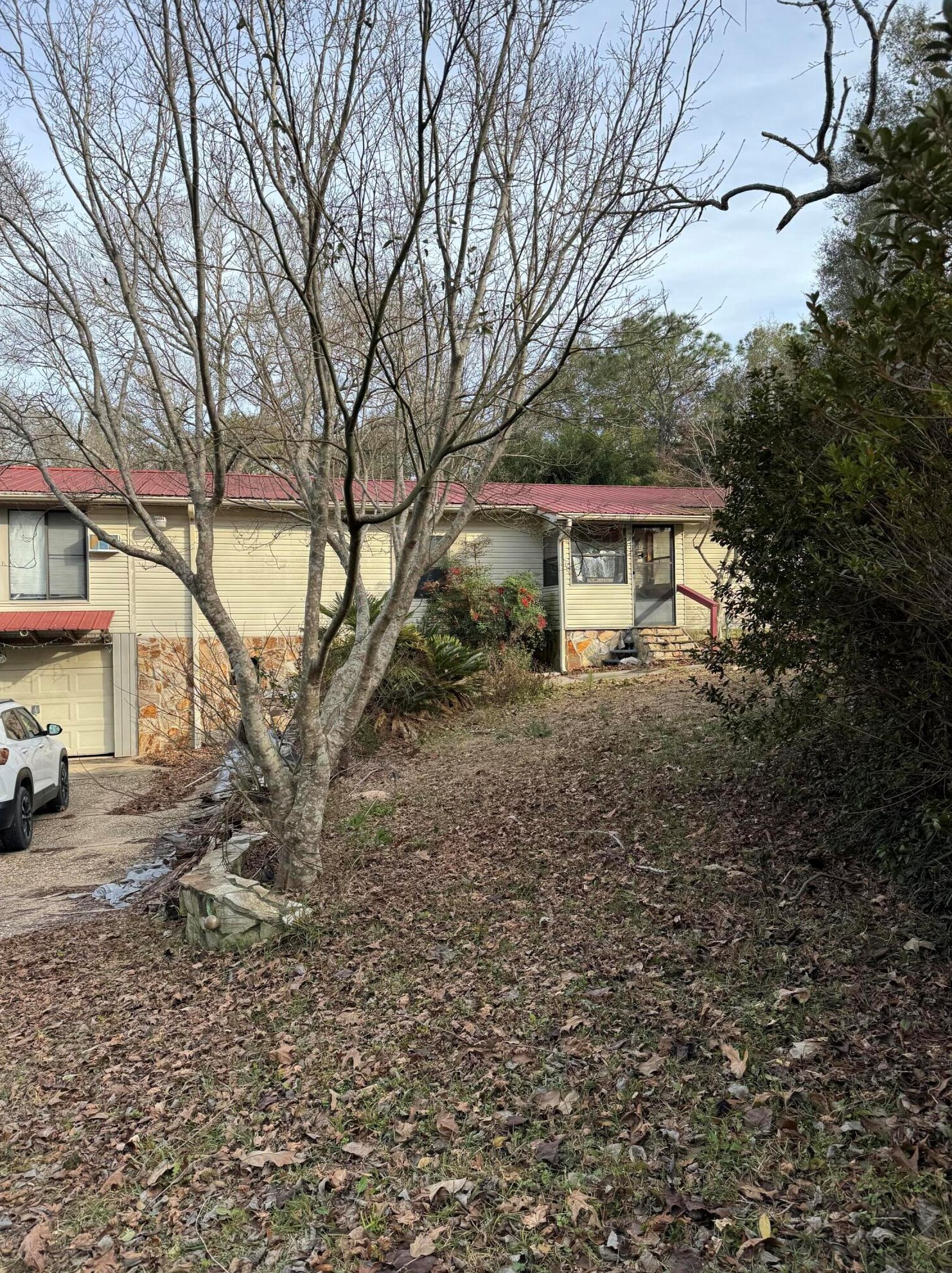 236 Mallard Ln, Defuniak Springs, FL 32433-7658