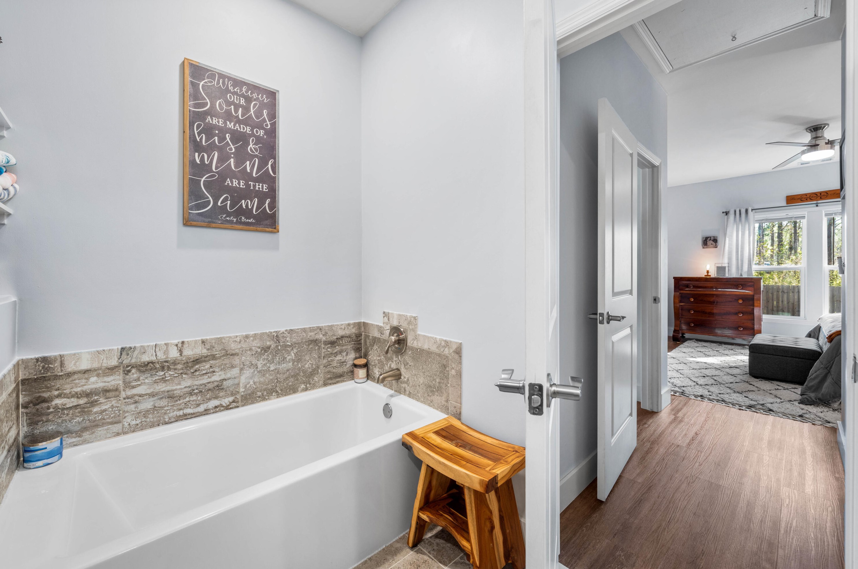 68 Central 8th St, Santa Rosa Beach FL  32459-7800 exterior