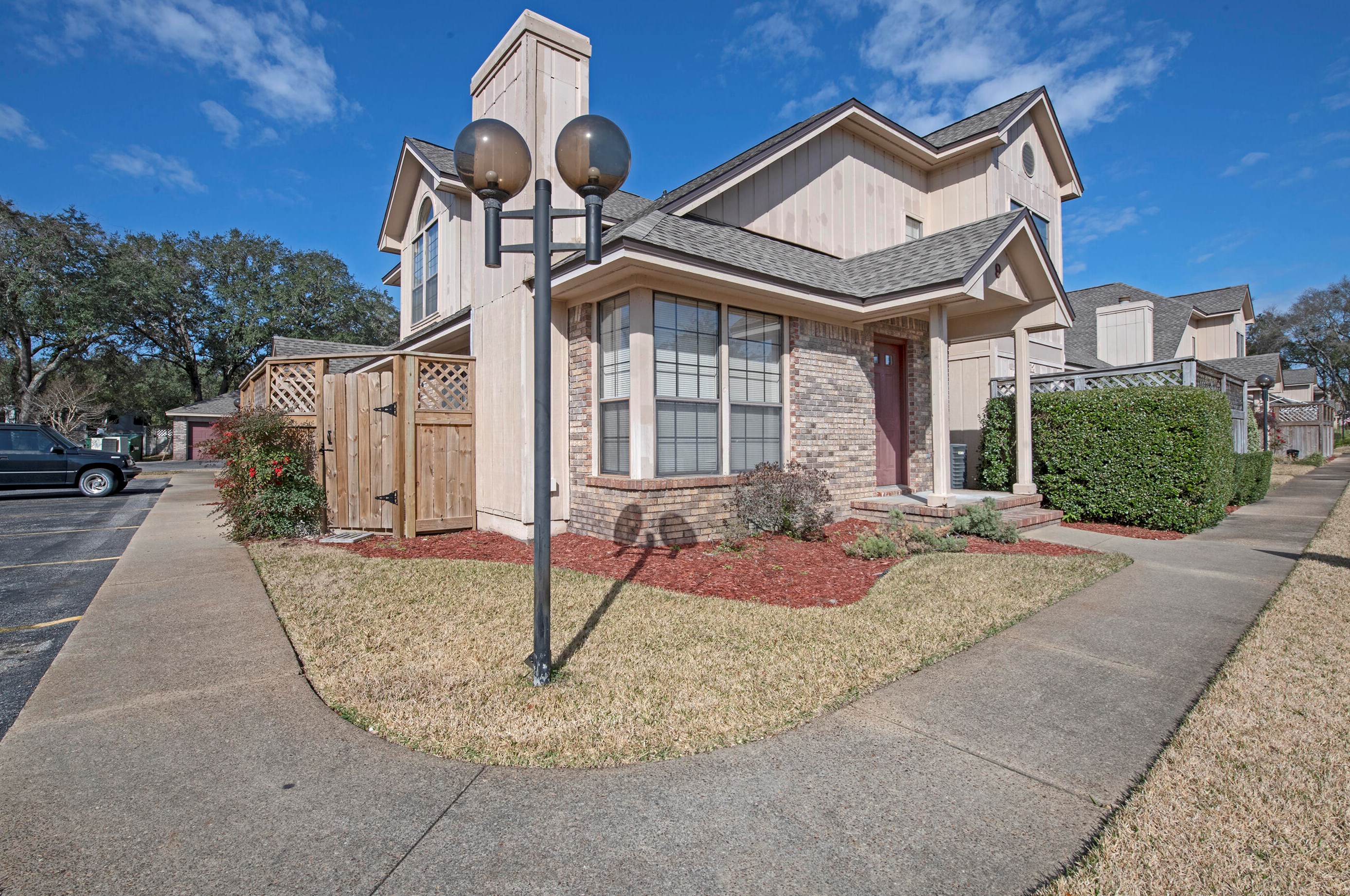 1100 Crosswinds Lndg #9, Fort Walton Beach, FL 32547