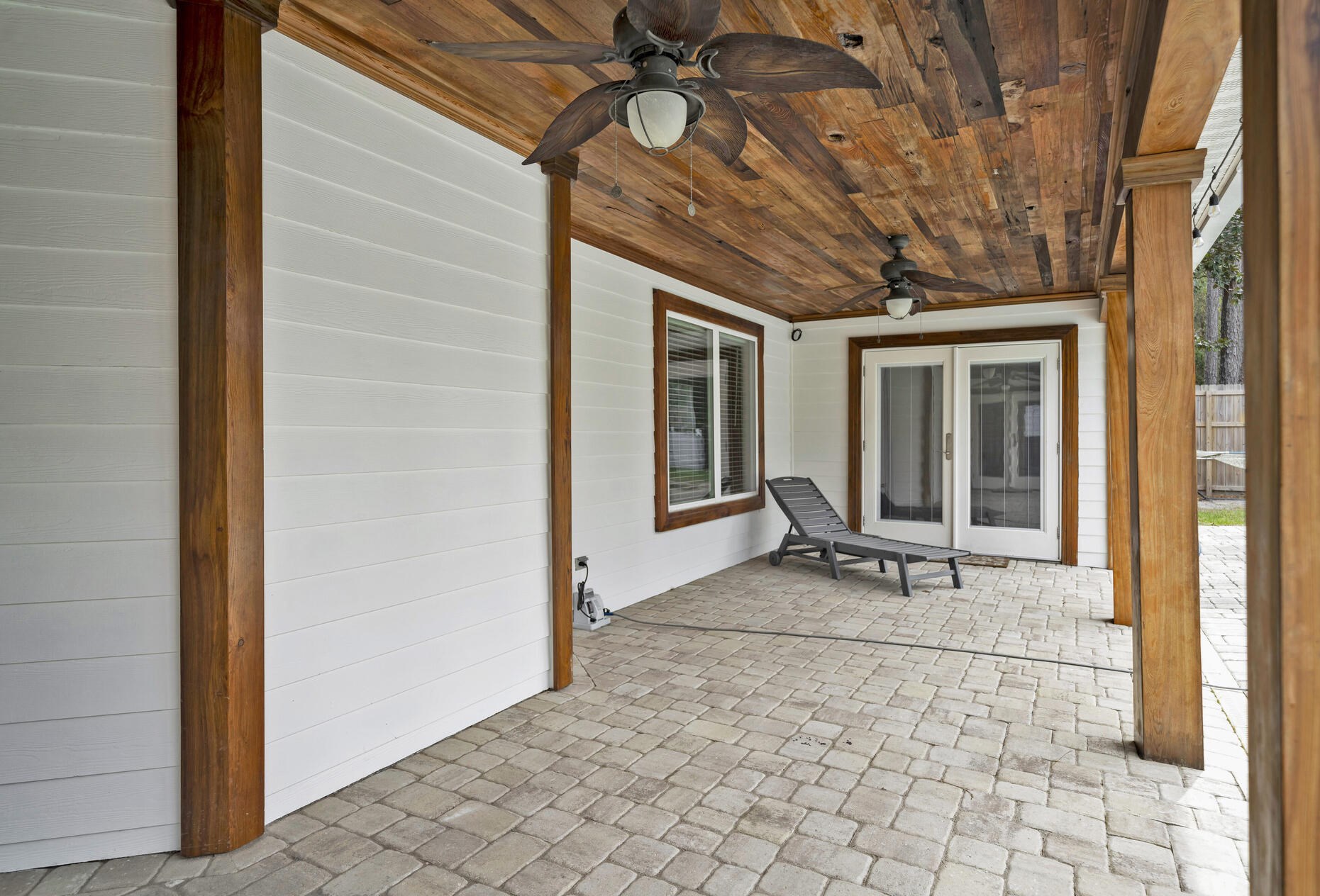 209 Santa Barbara Ave, Santa Rosa Beach FL  32459-4023 exterior