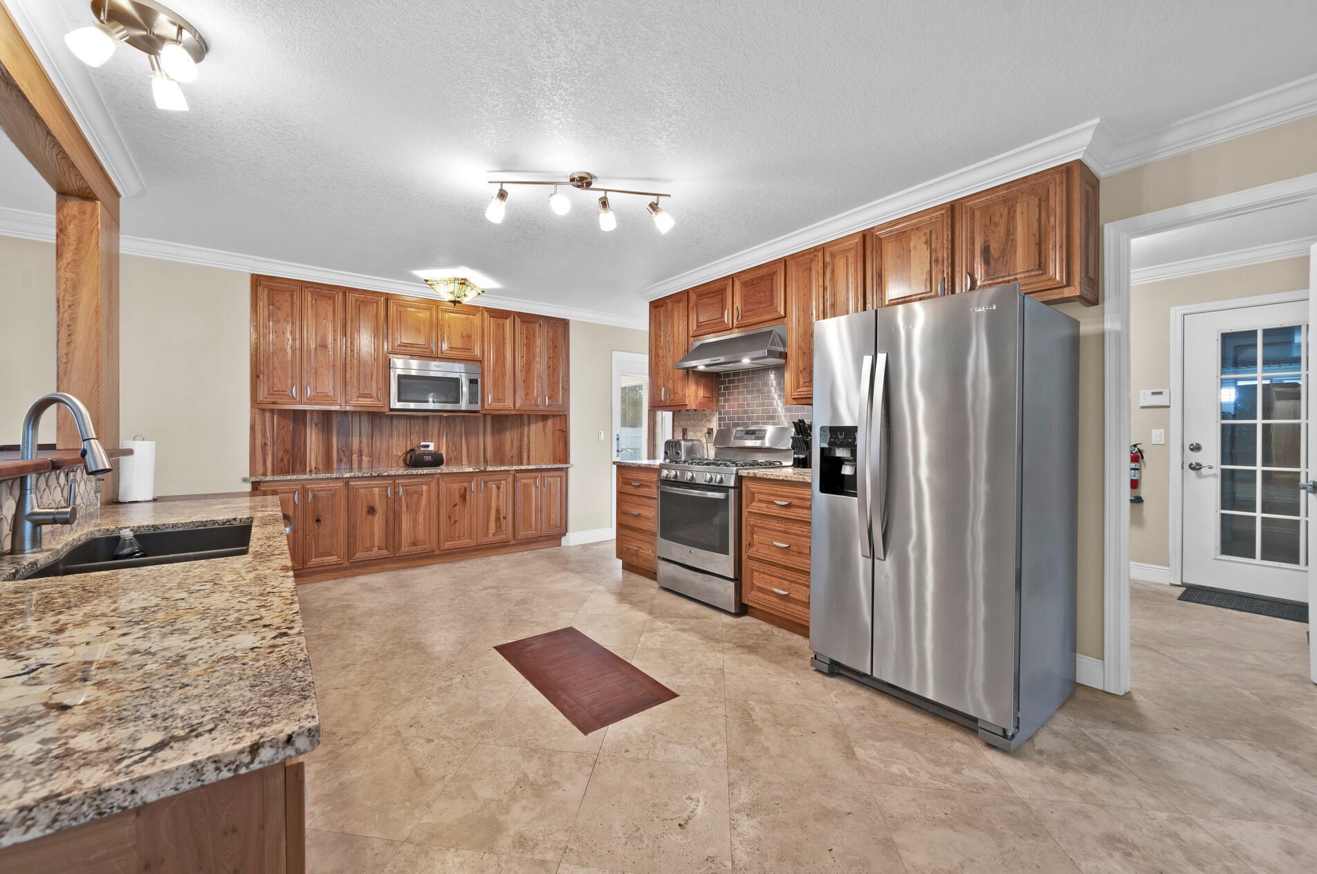 209 Santa Barbara Ave, Santa Rosa Beach FL  32459-4023 exterior