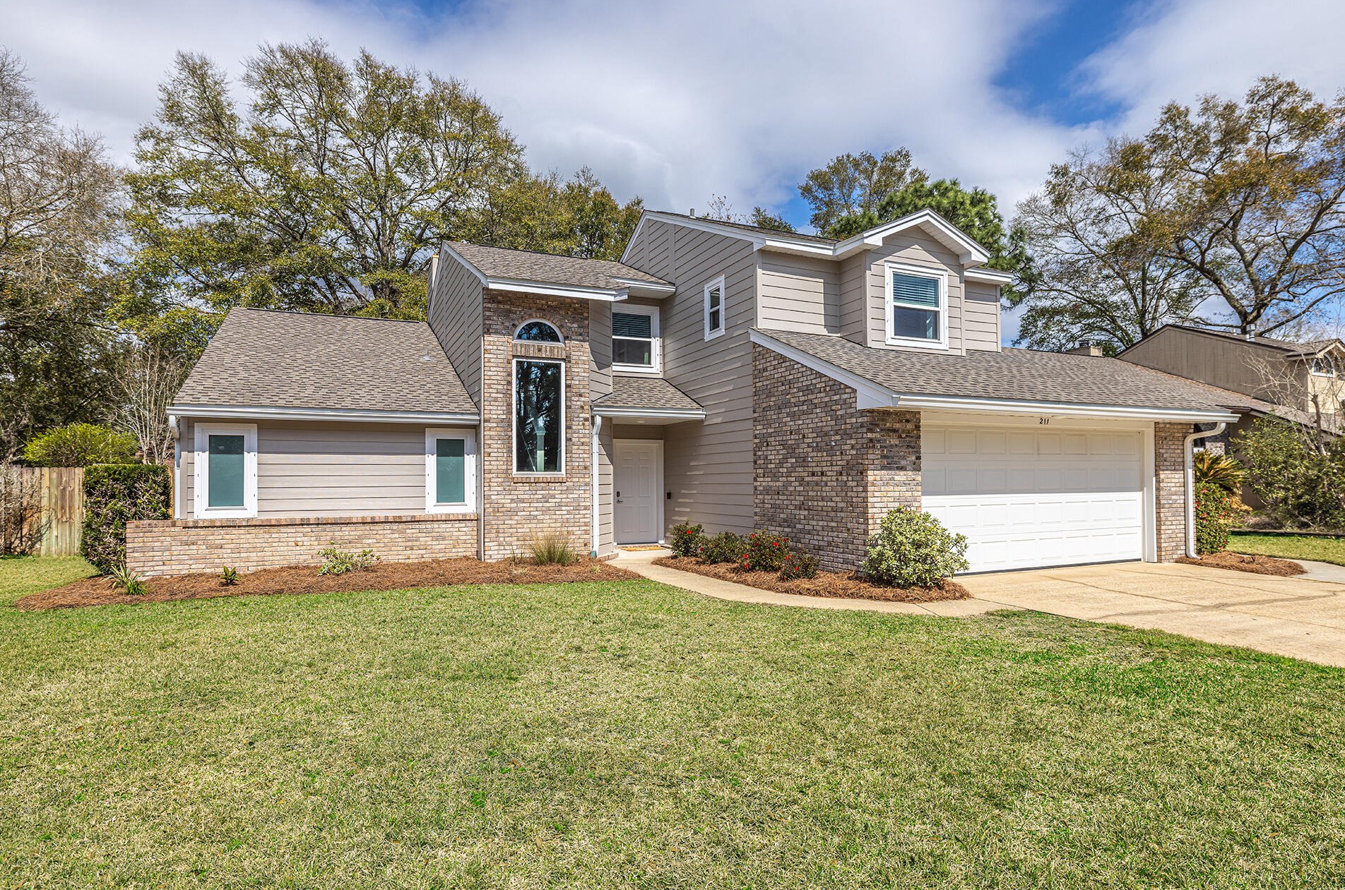 211 Bayberry Dr, Niceville, FL 32578