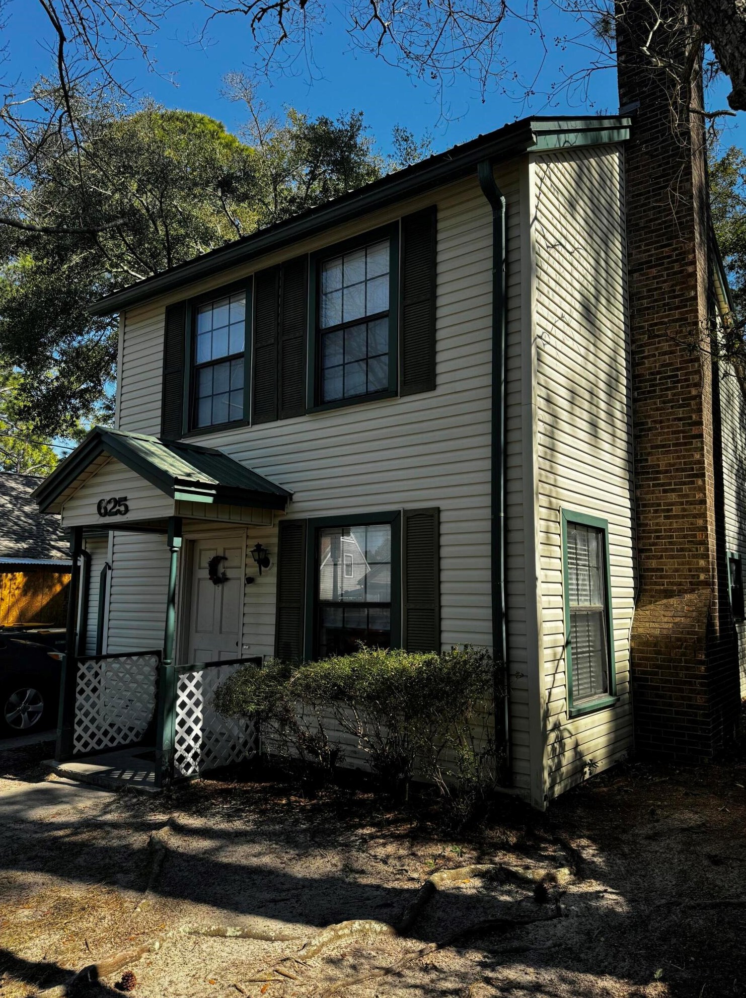 625 Lloyd St, Fort Walton Beach, FL 32547-7122