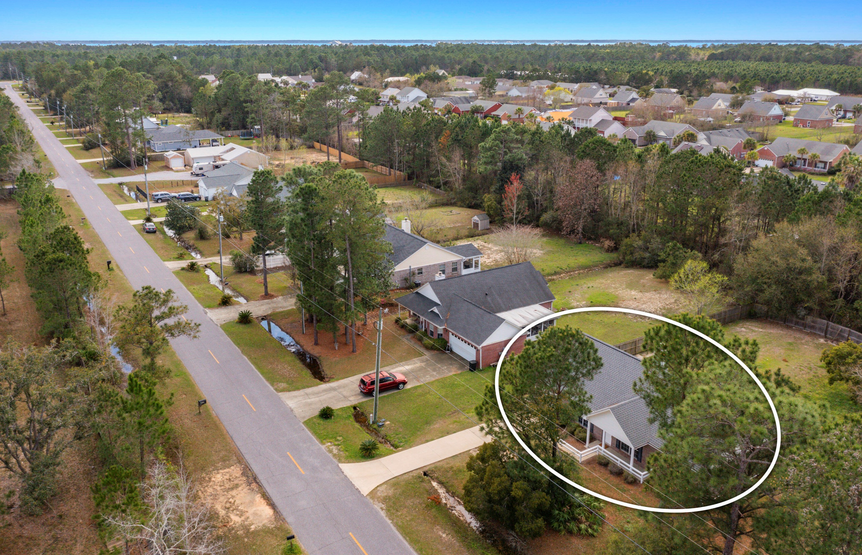371 Bay Grove, Freeport, FL 32439