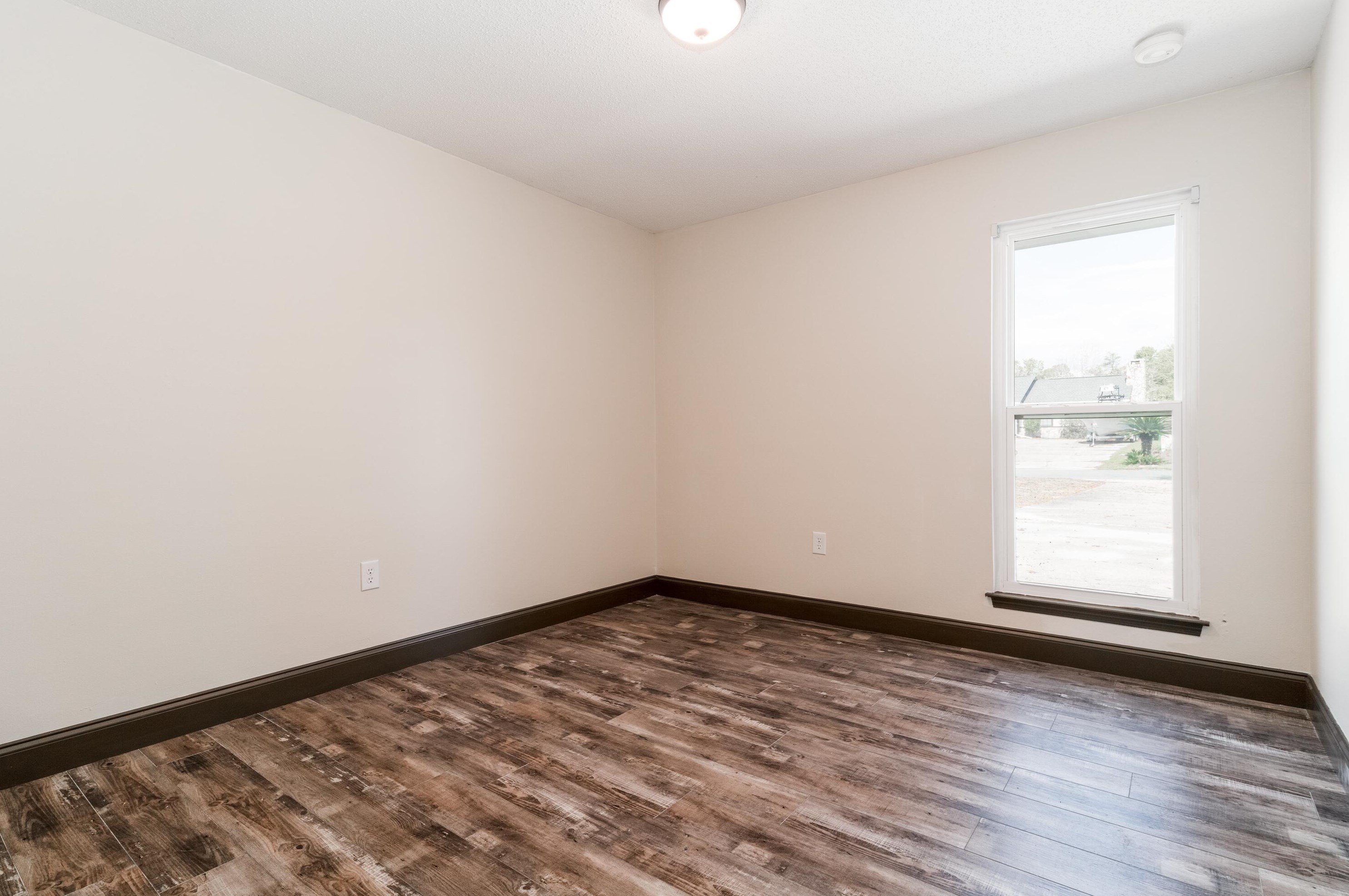 944 Ridgewood Way, Niceville FL  32578-4207 exterior