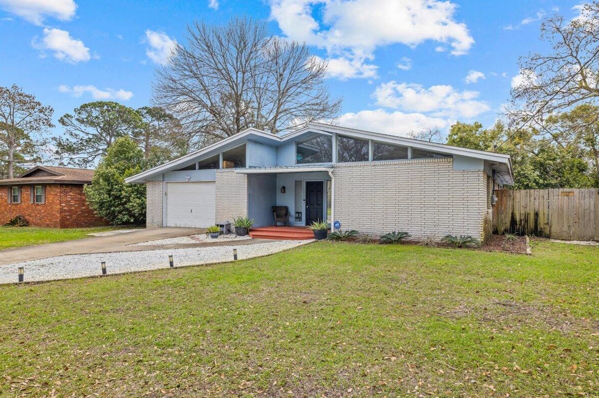 336 Nw Holmes Blvd Nw, Fort Walton Beach, FL 32548