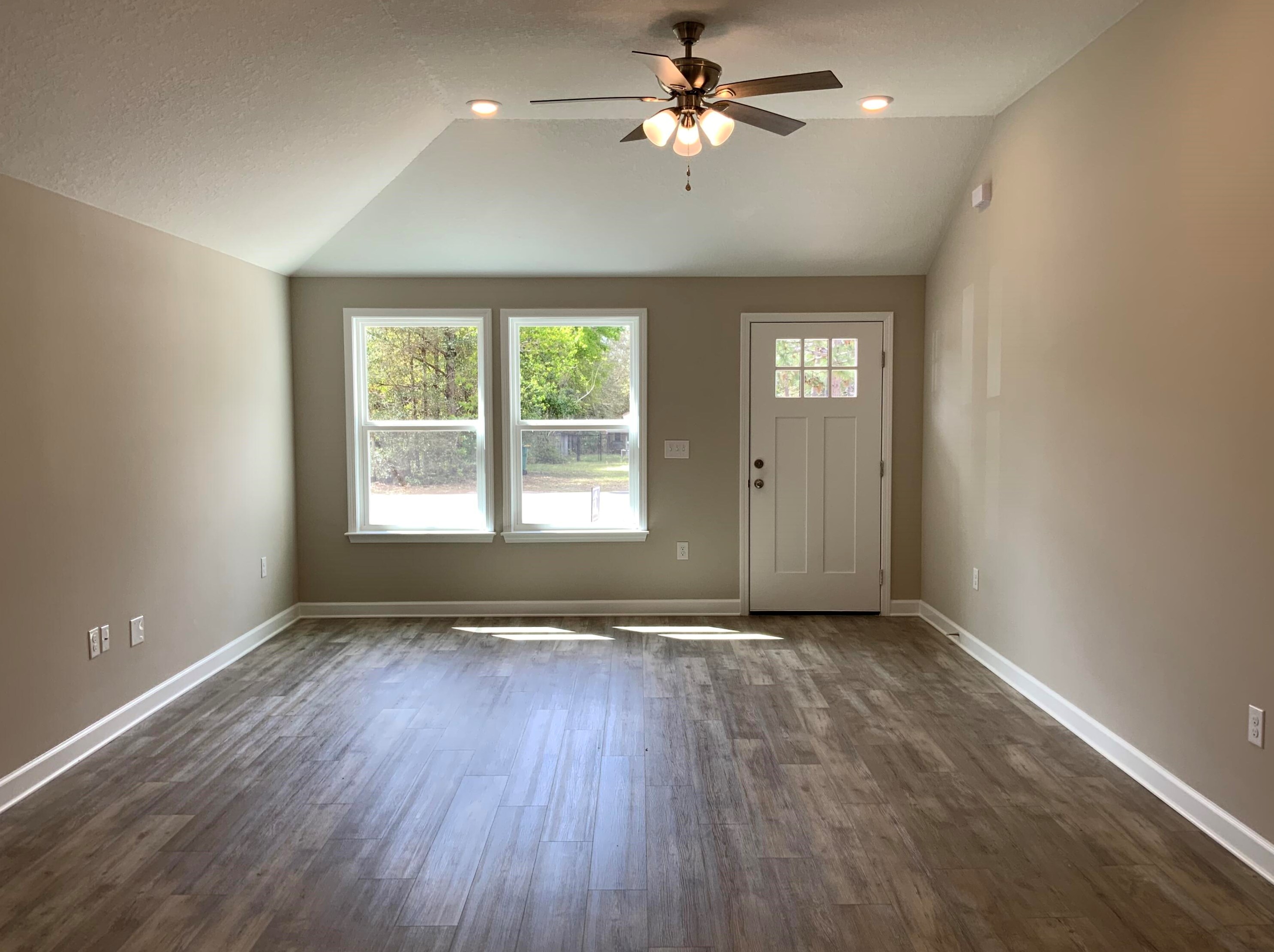 3164 Chestnut St, Crestview, FL 32539