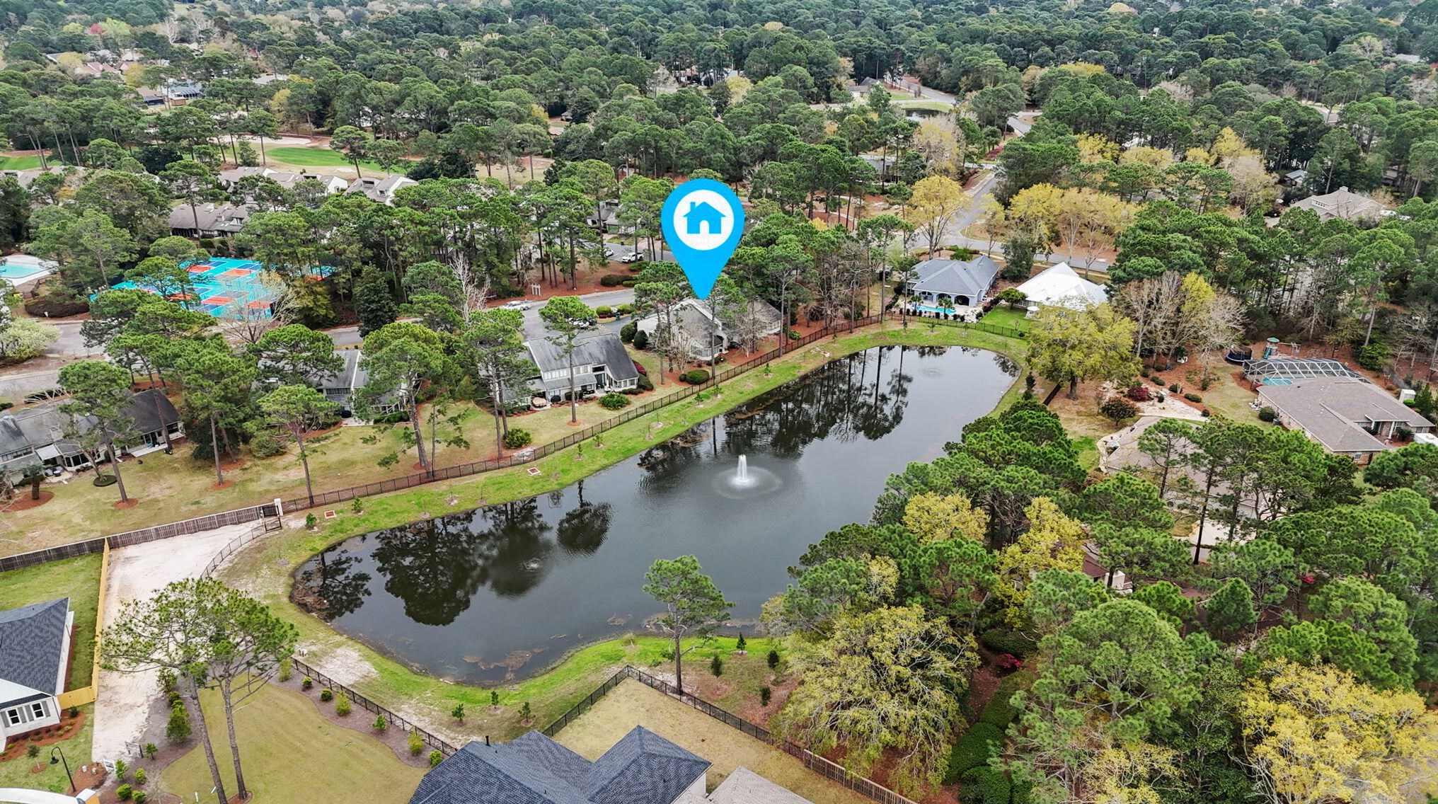 1221 Oakmont Dr, Niceville, FL 32578