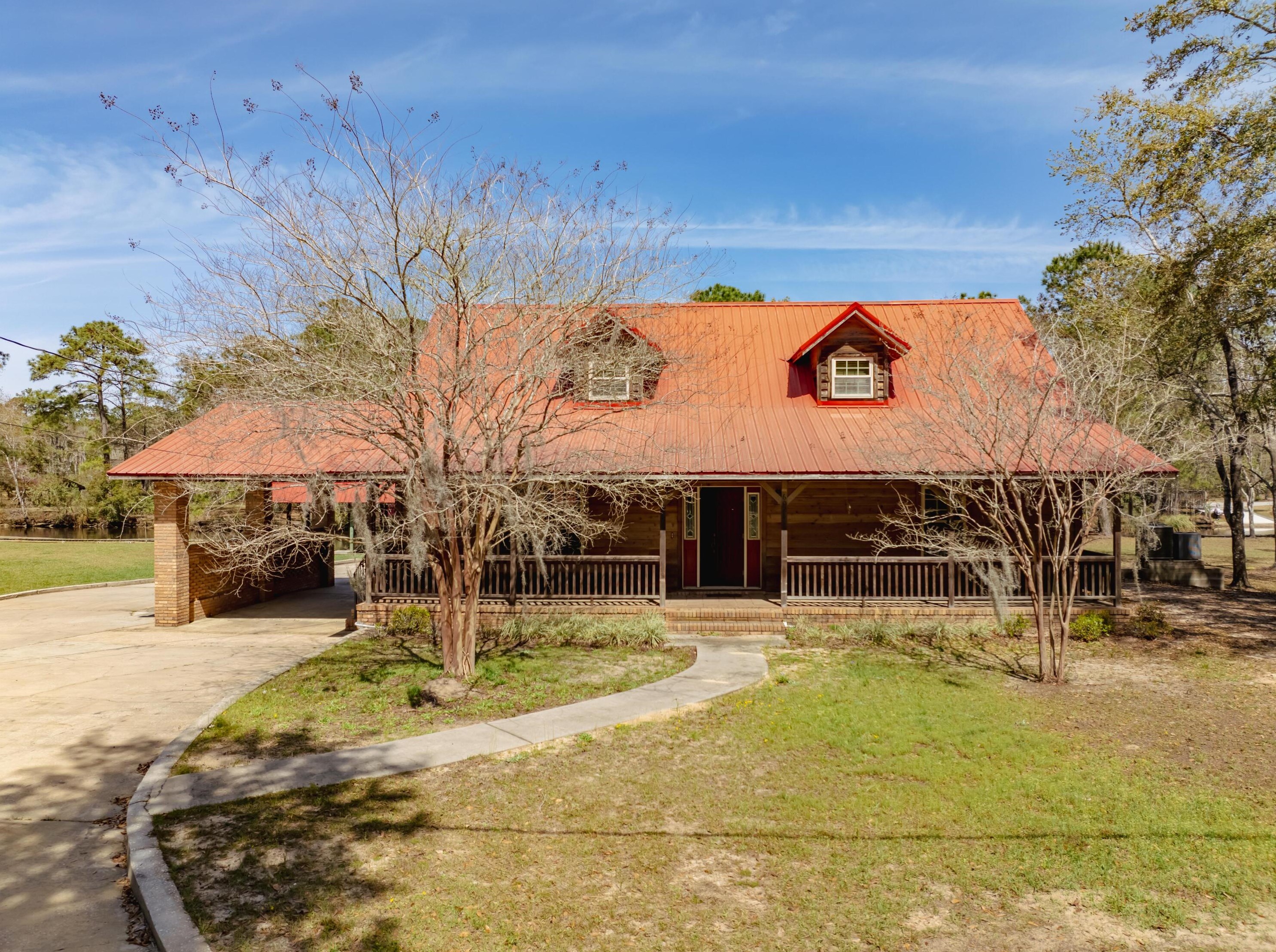 602 Pitts Bayshore Dr, Freeport, FL 32439