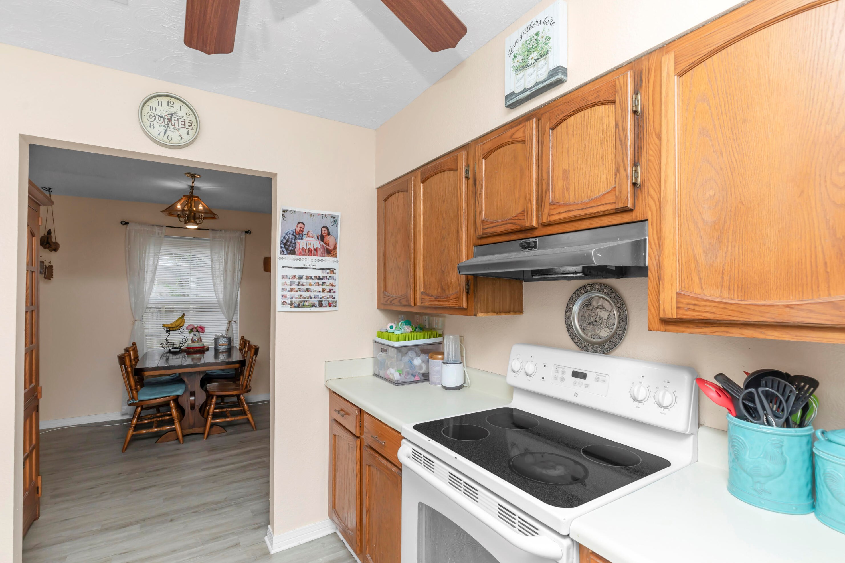 231 Seville Cir, Mary Esther FL  32569-1472 exterior