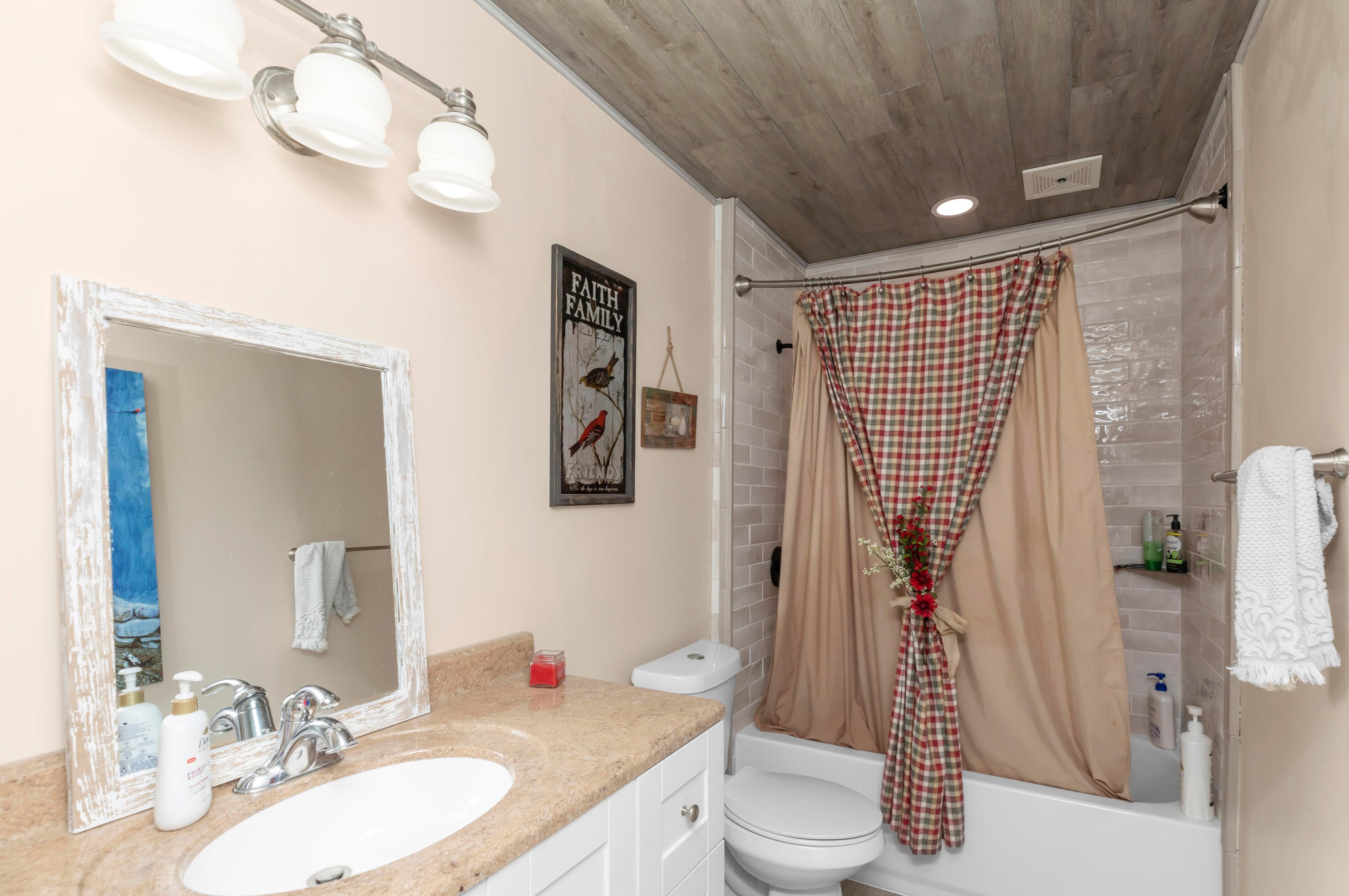 231 Seville Cir, Mary Esther FL  32569-1472 exterior