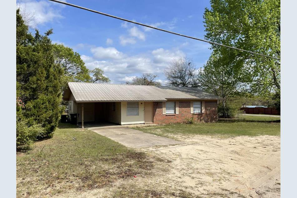 876 Shoemaker Dr, Defuniak Springs, FL 32433 MLS 945207 Coldwell Banker