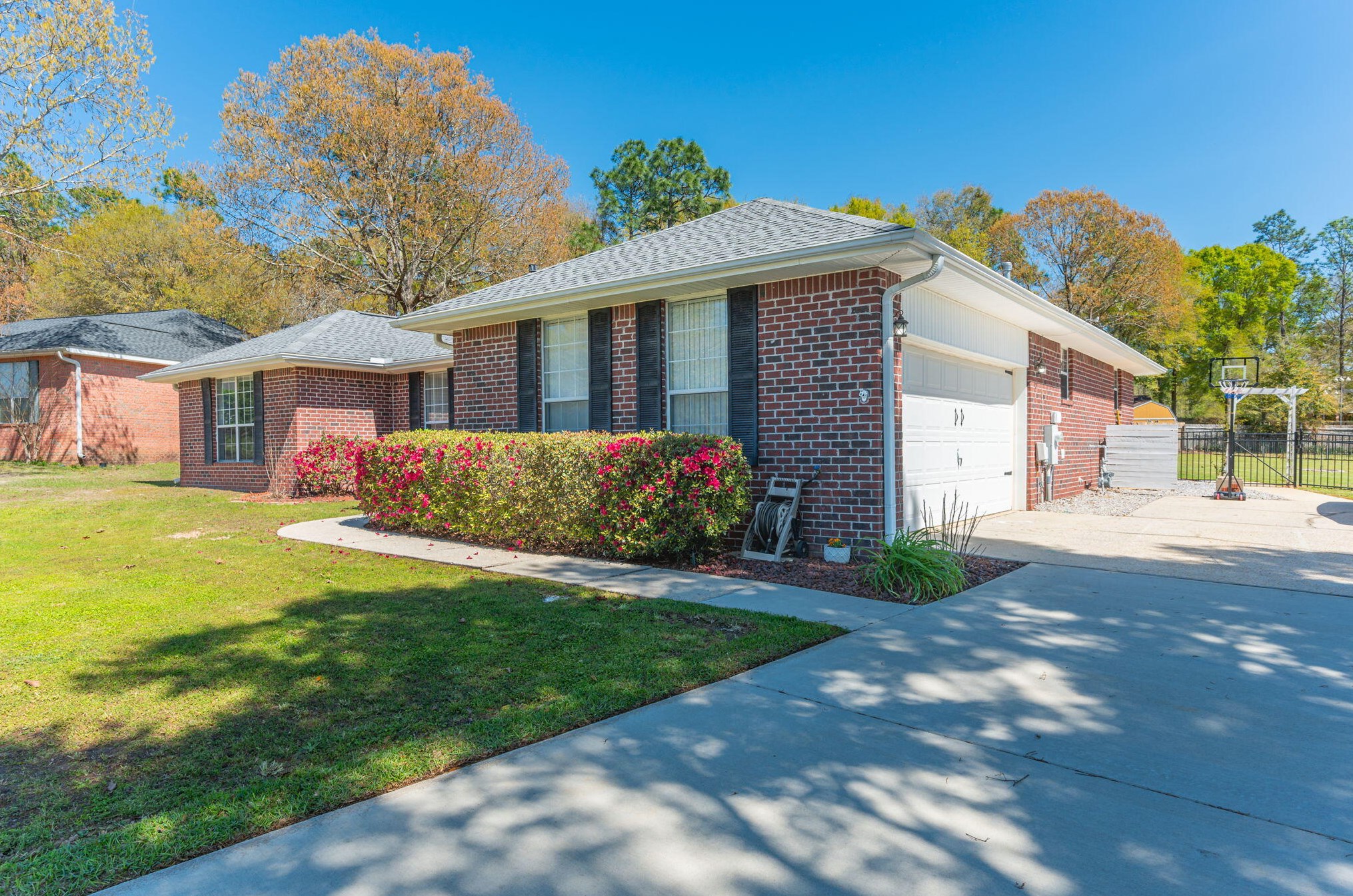 2672 Paddock Cir, Crestview, FL 32536-4359