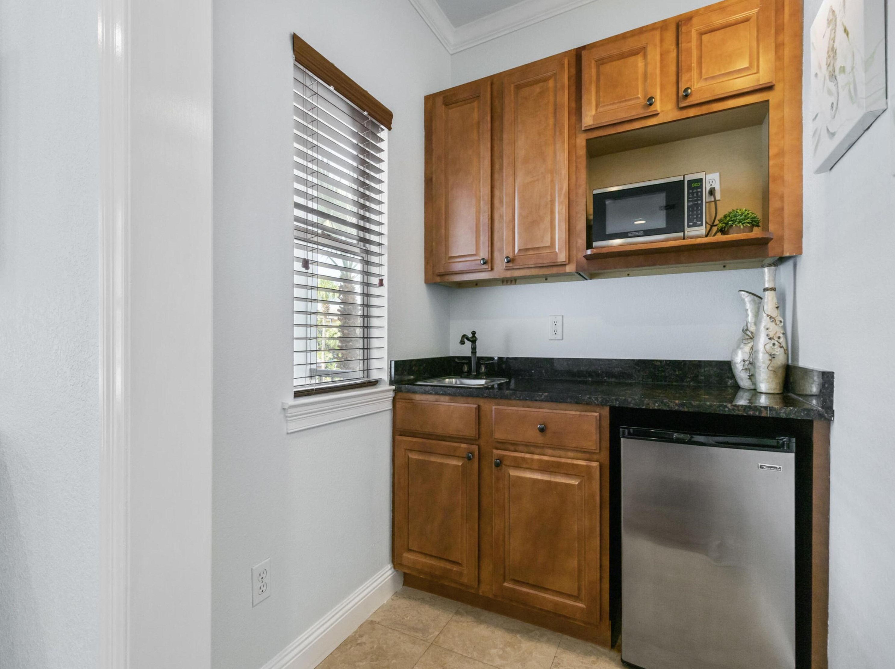 213 Grand Key Loop, Destin FL 32541-3525 exterior