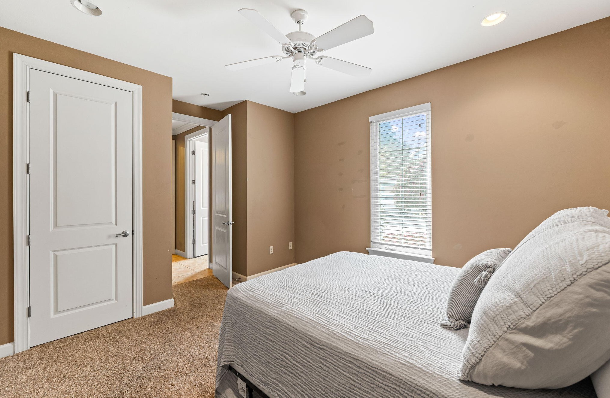 146 Zander Way, Santa Rosa Beach FL  32459-8563 exterior