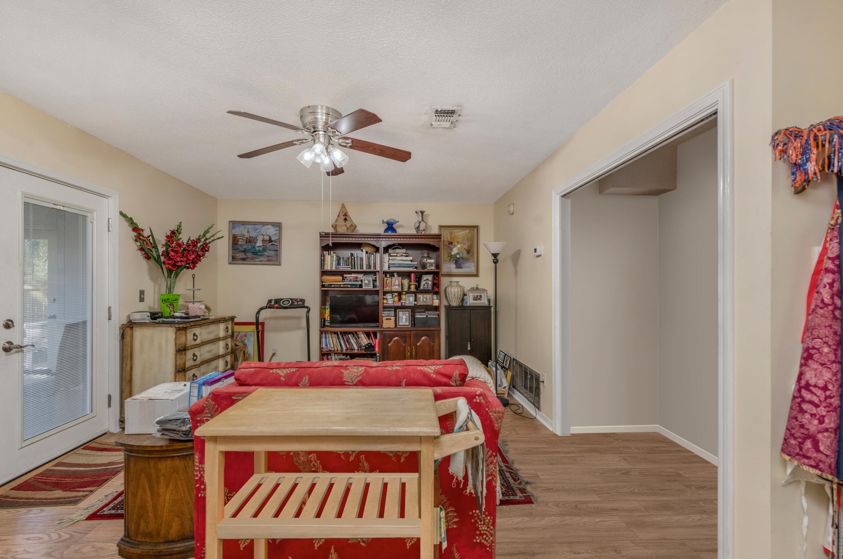 2 Shamrock Dr, Mary Esther FL  32569-1869 exterior