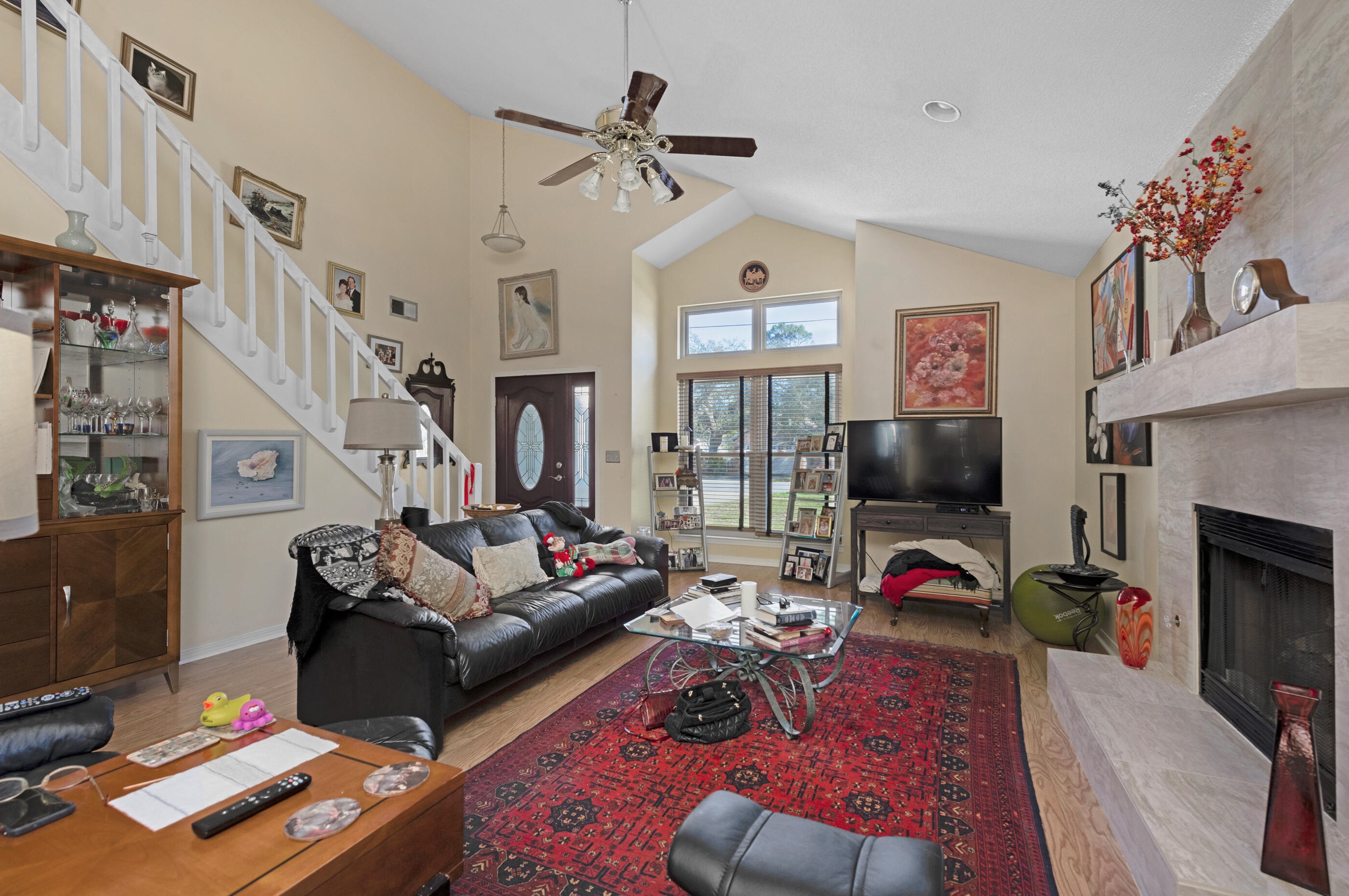2 Shamrock Dr, Mary Esther FL  32569-1869 exterior