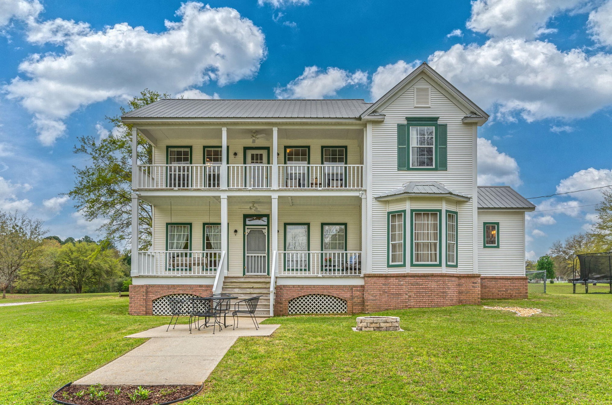 5847 Dairy Rd, Crestview, FL 32531-2607