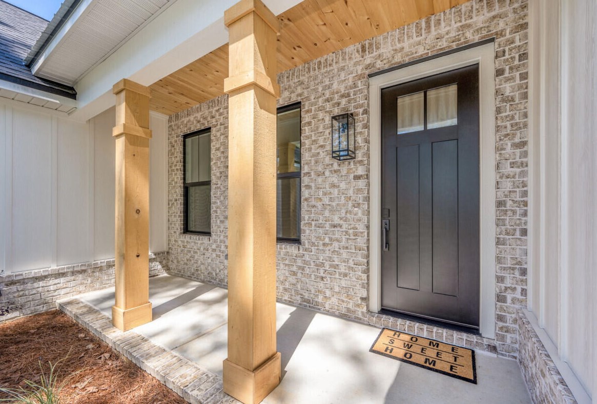 2805 Lake Silver Rd, Crestview, FL 32536