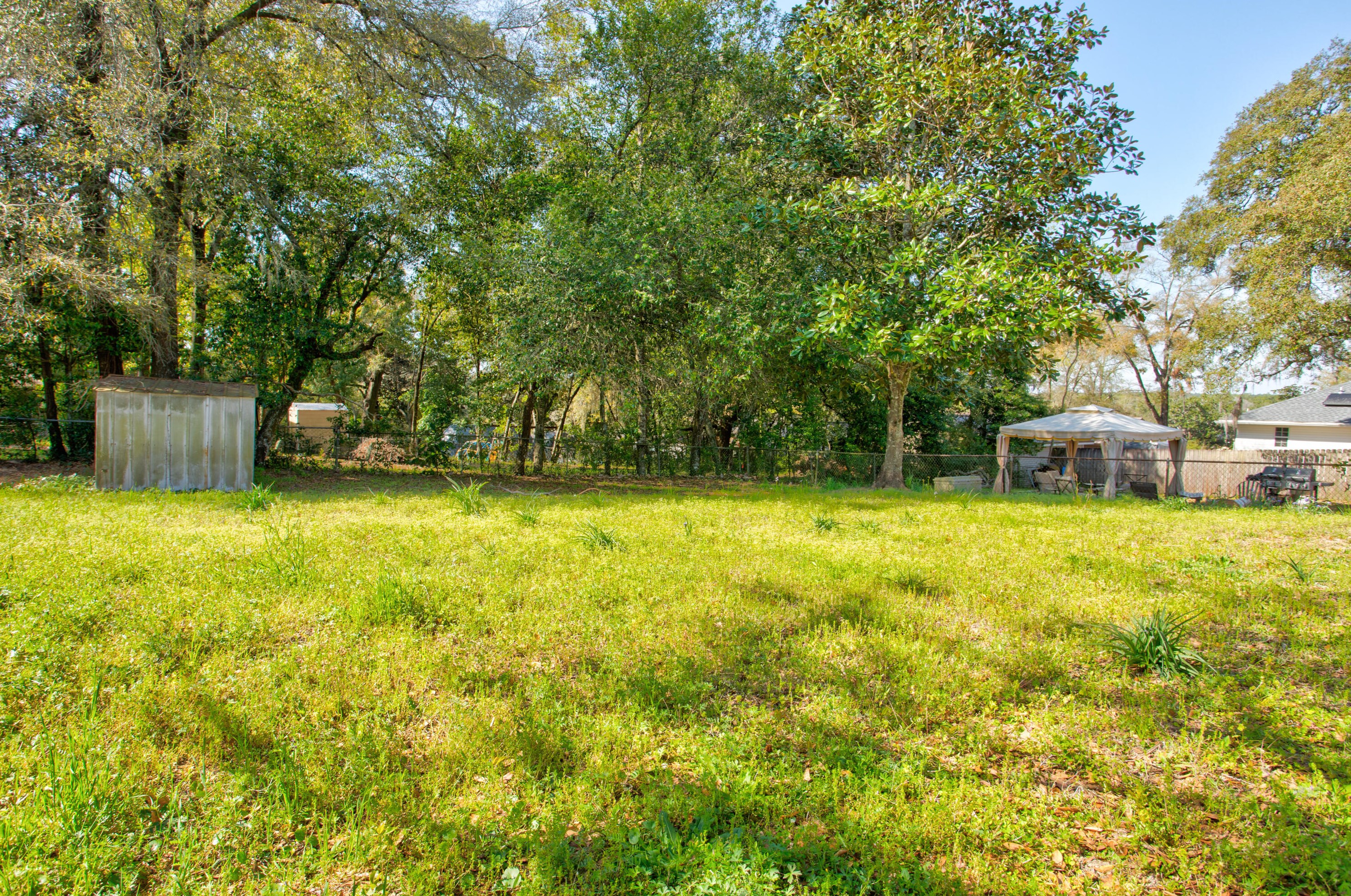 305 Nathey Ave, Niceville FL  32578-1931 exterior