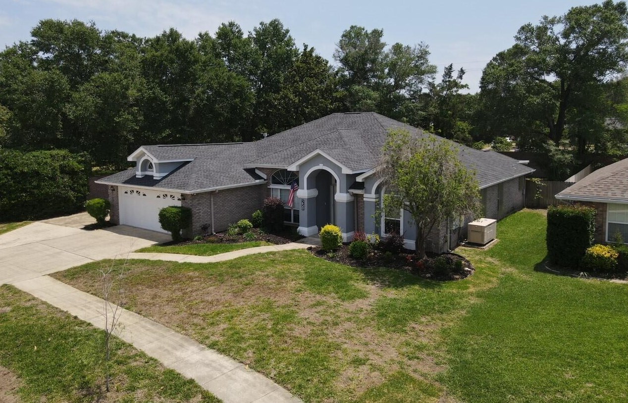 250 Ventura Cir, Fort Walton Beach, FL 32548-4277