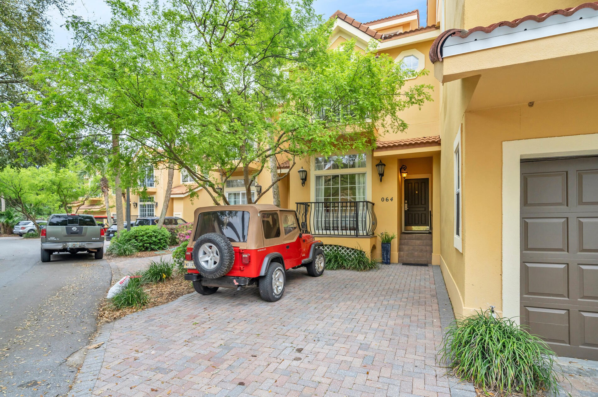64 Vantage Pt, Destin, FL 32550-4864