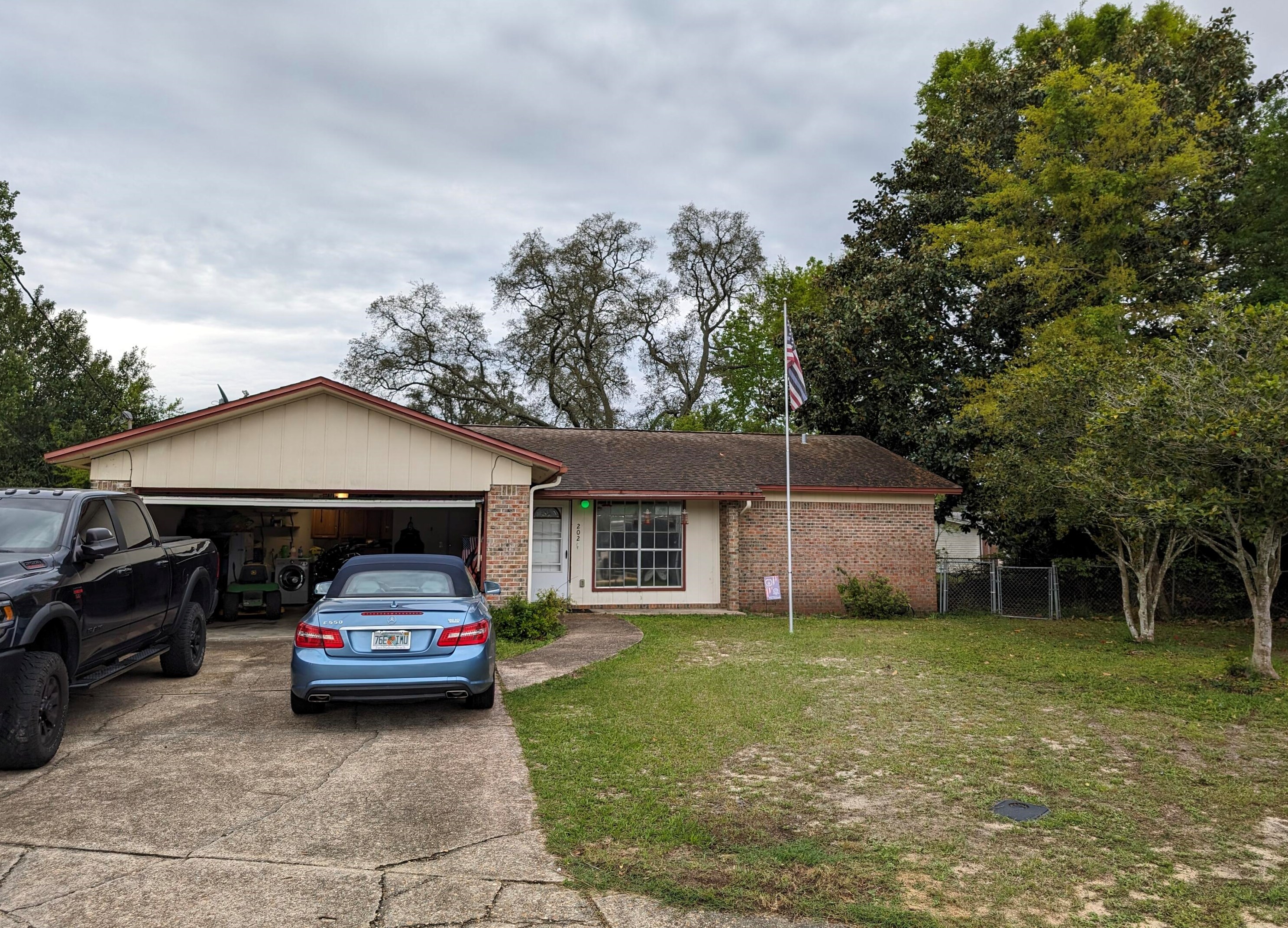 202 Devon Ct, Fort Walton Beach, FL 32548