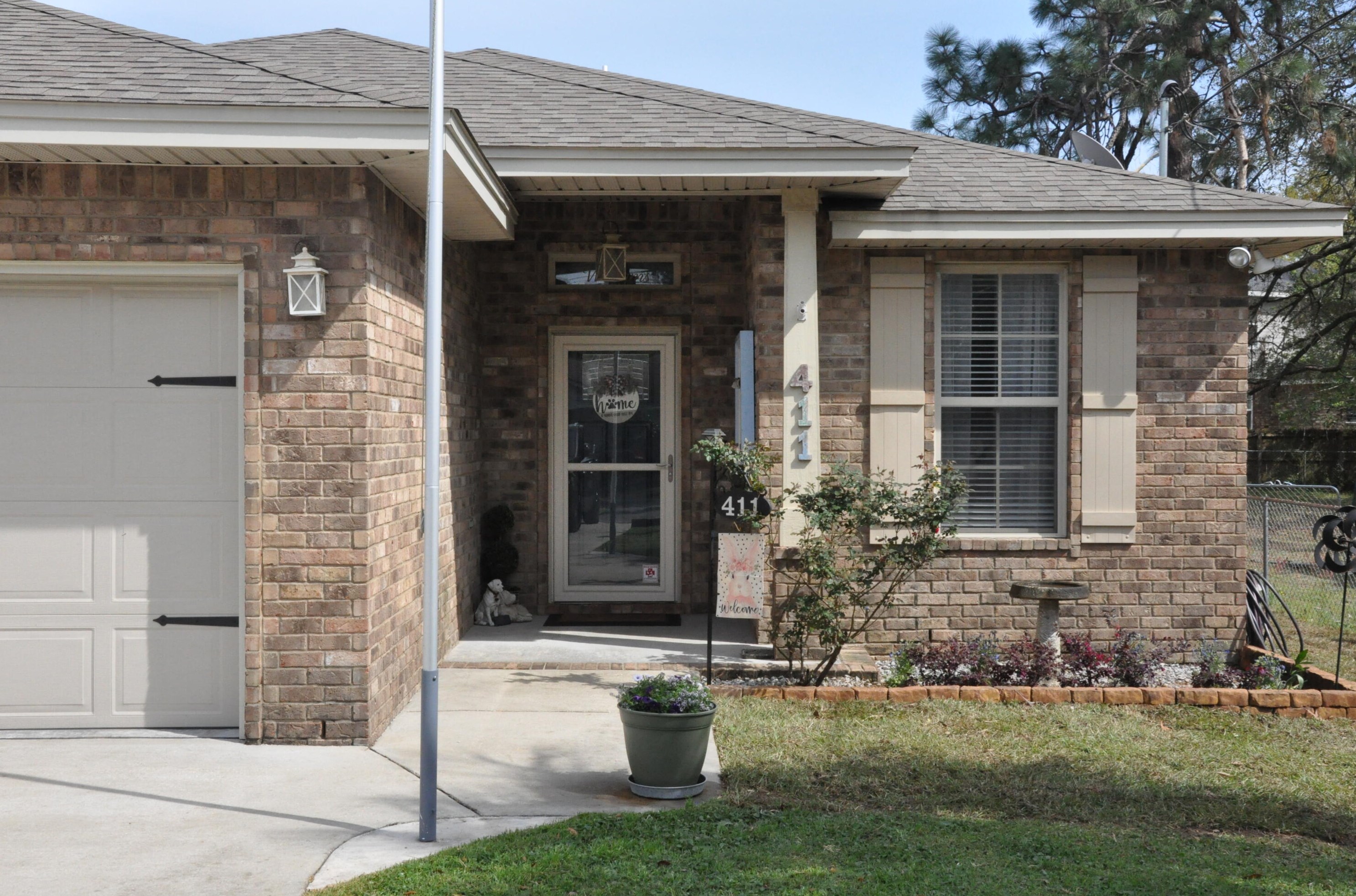 411 Niceville Ave, Niceville, FL 32578-1022