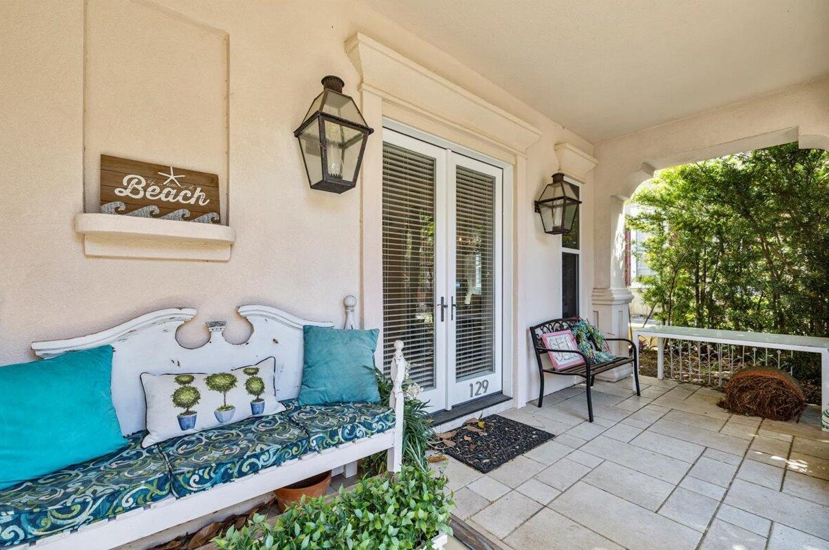 129 Rue Martine, Destin FL 32550-4908 exterior