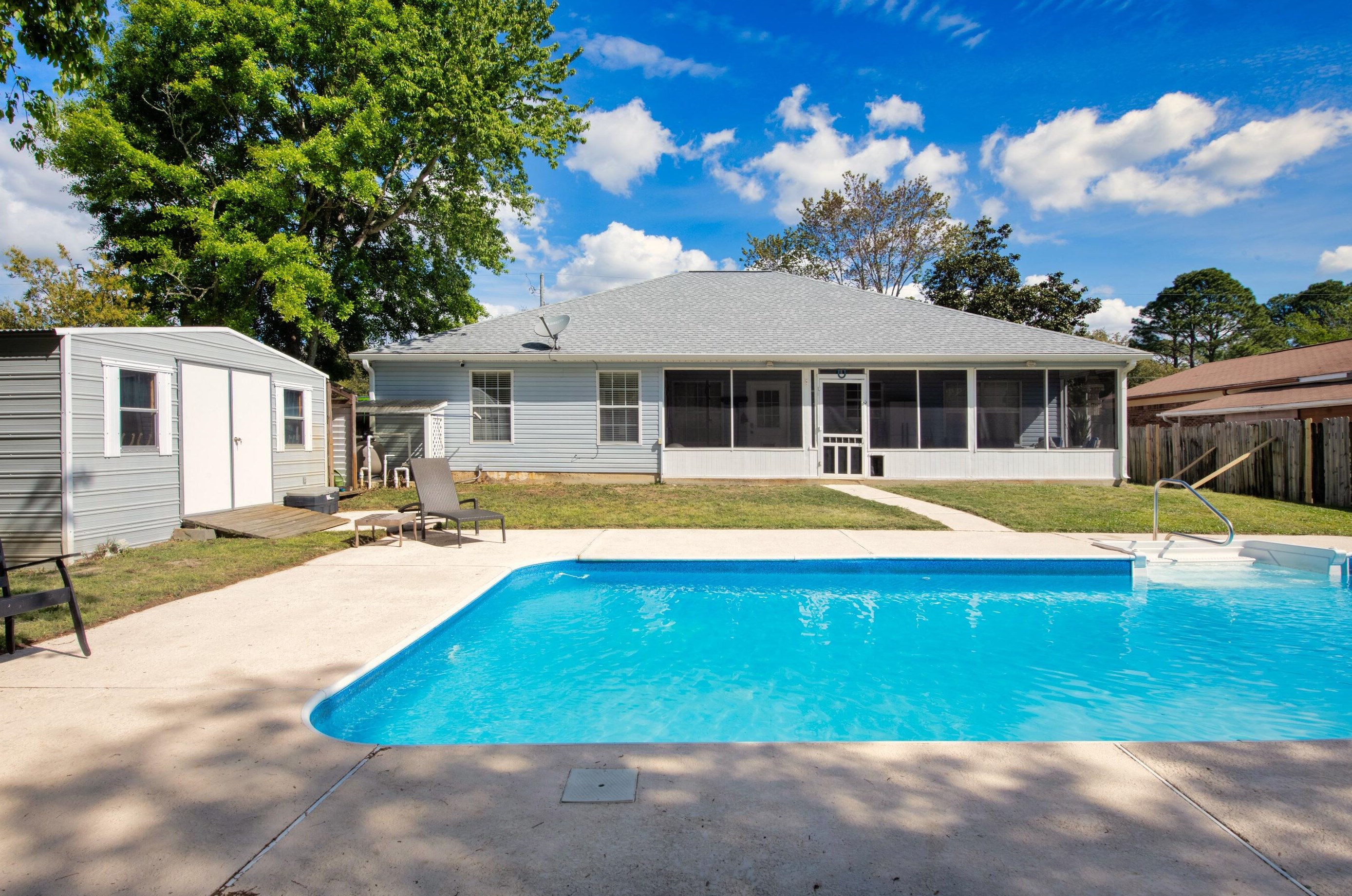 603 Cypress St, Mary Esther, FL 32569-1386