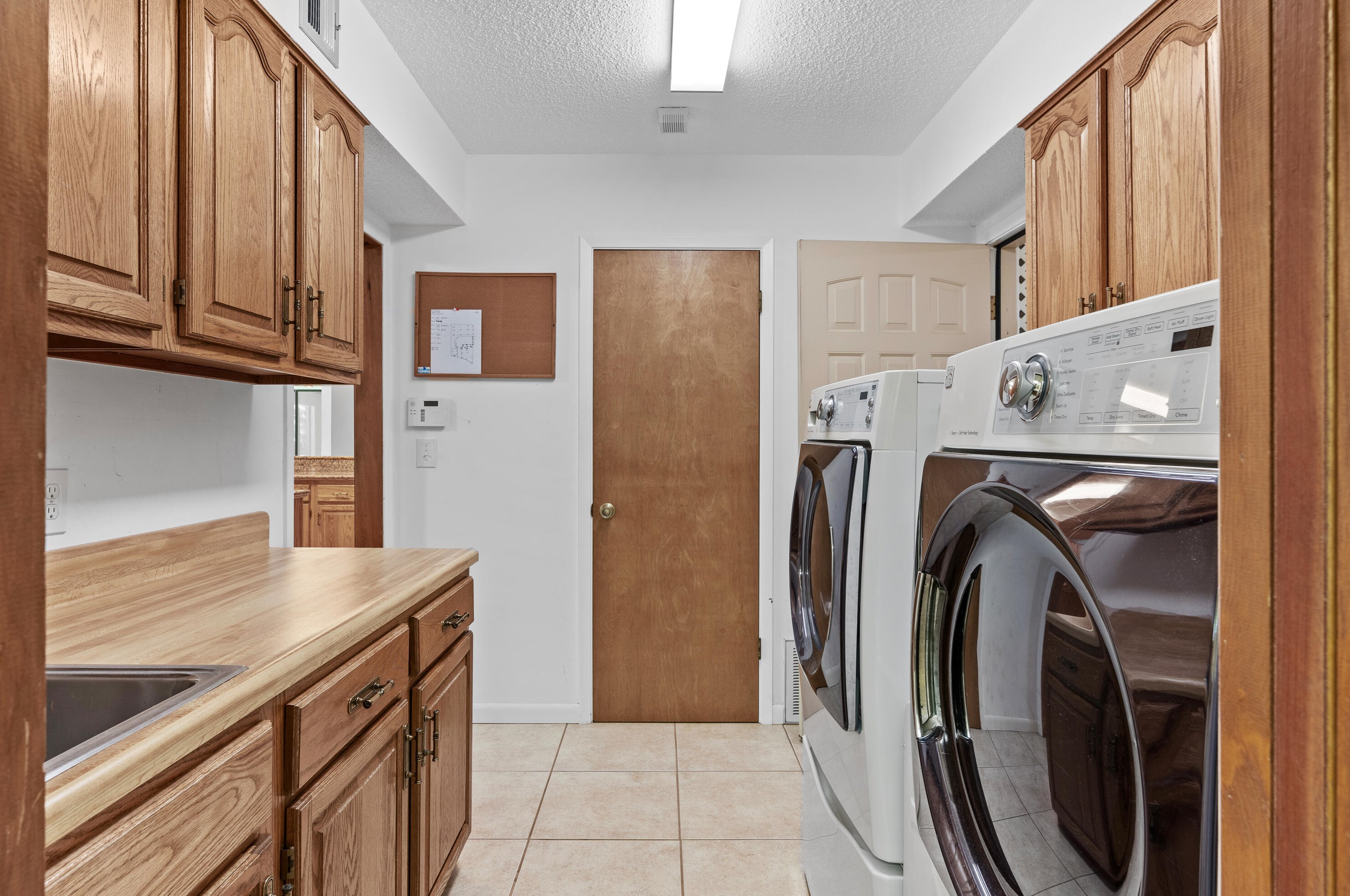 214 Wava Ave, Niceville FL  32578-1718 exterior