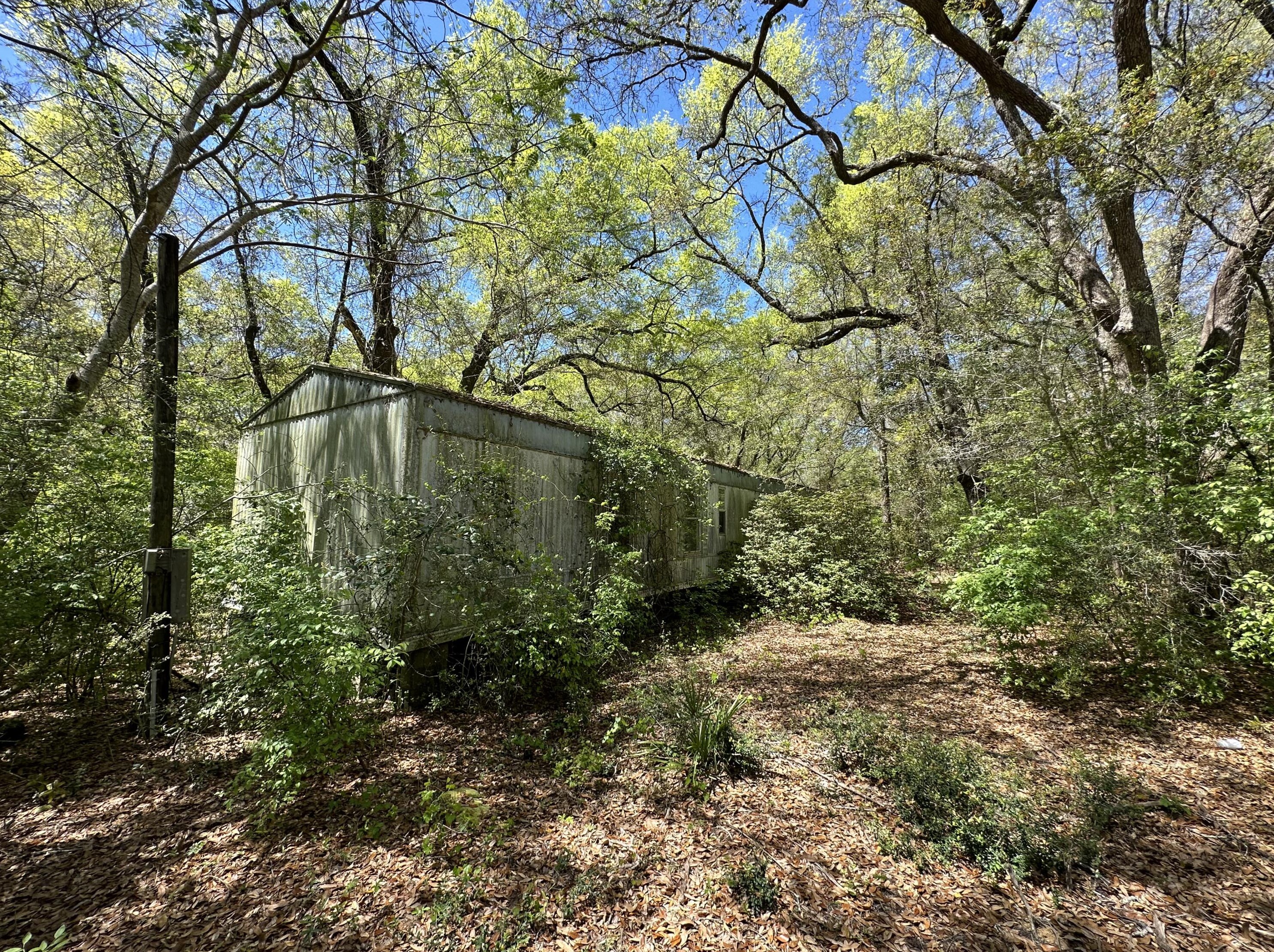 4512 Sunburst Dr, Crestview, FL 32539-8261