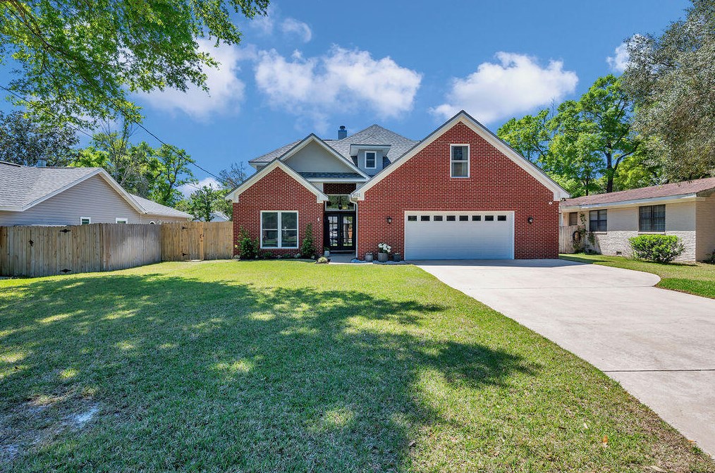 1621 Moore St, Niceville, FL 32578-3635