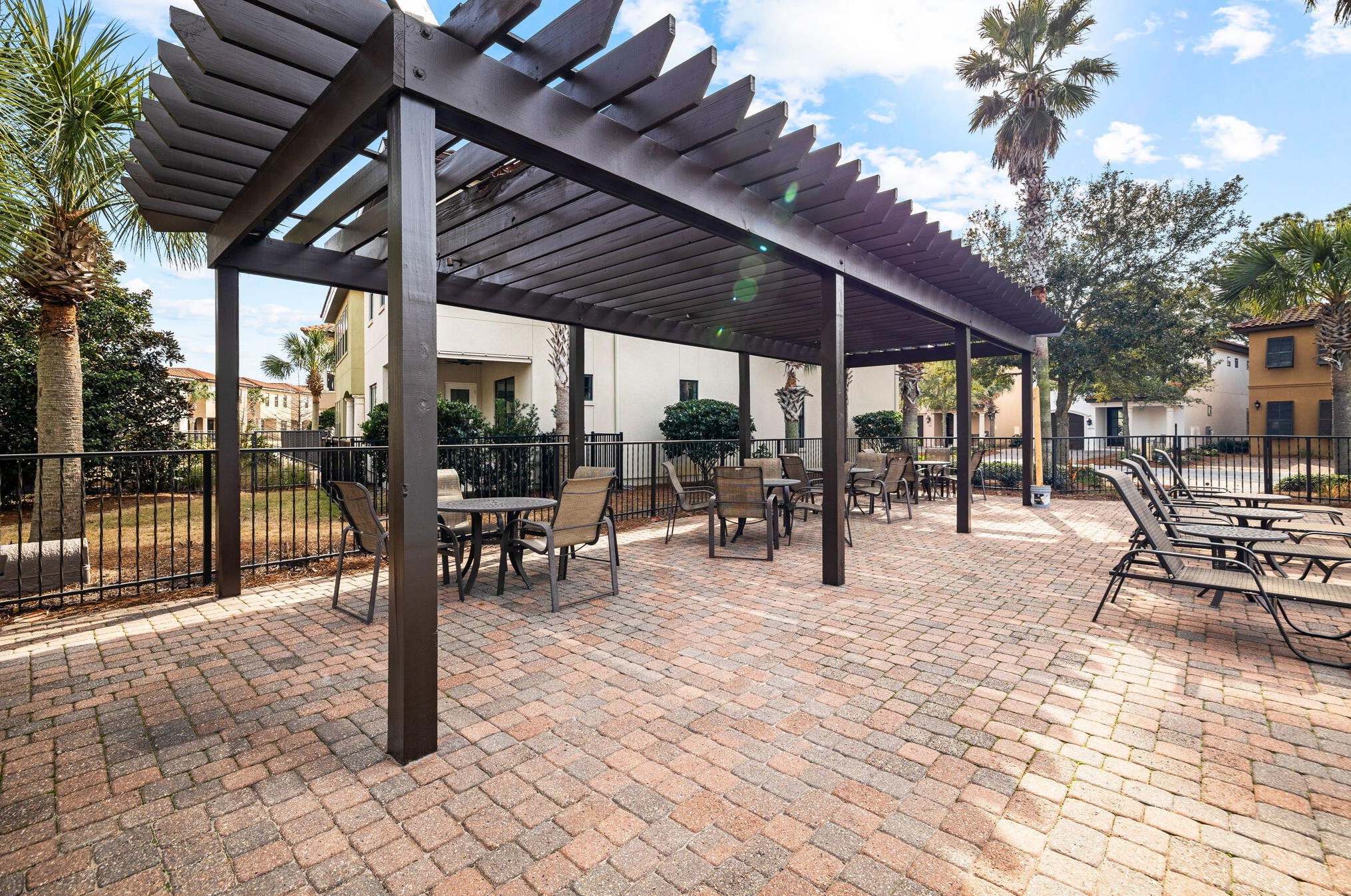 1862 Boardwalk Dr, Destin FL 32550-5895 exterior