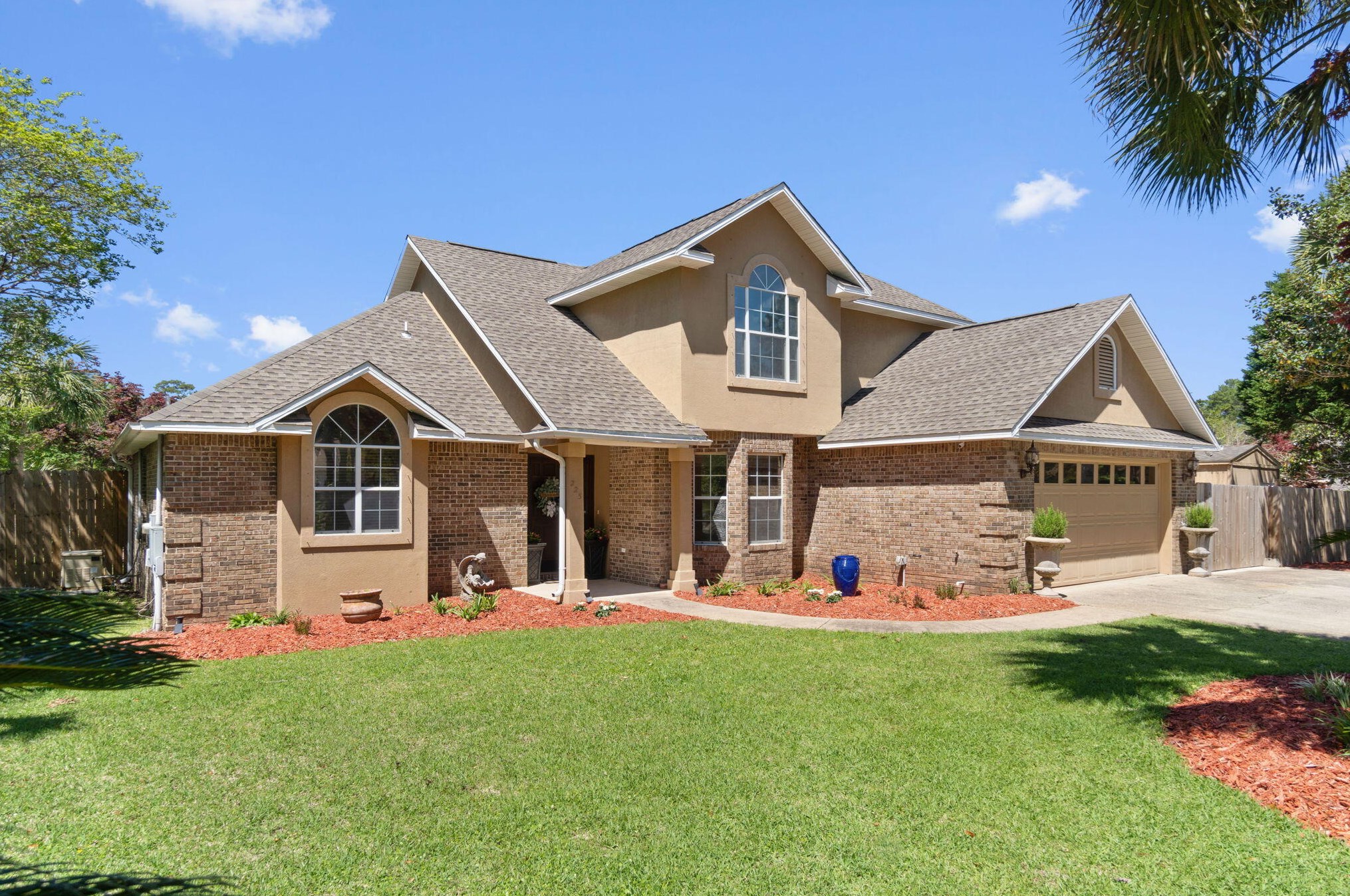 225 Galway Dr, Niceville, FL 32578-4900