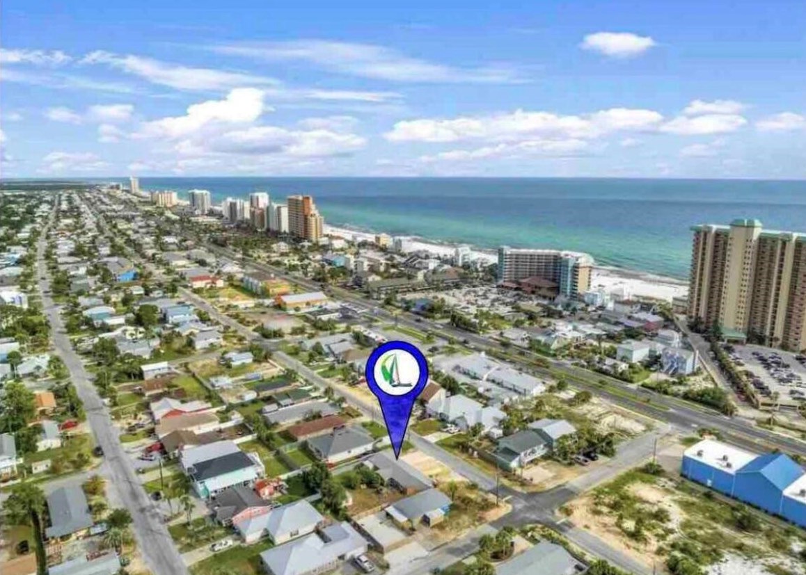 7024 Beach Dr, Panama City, FL