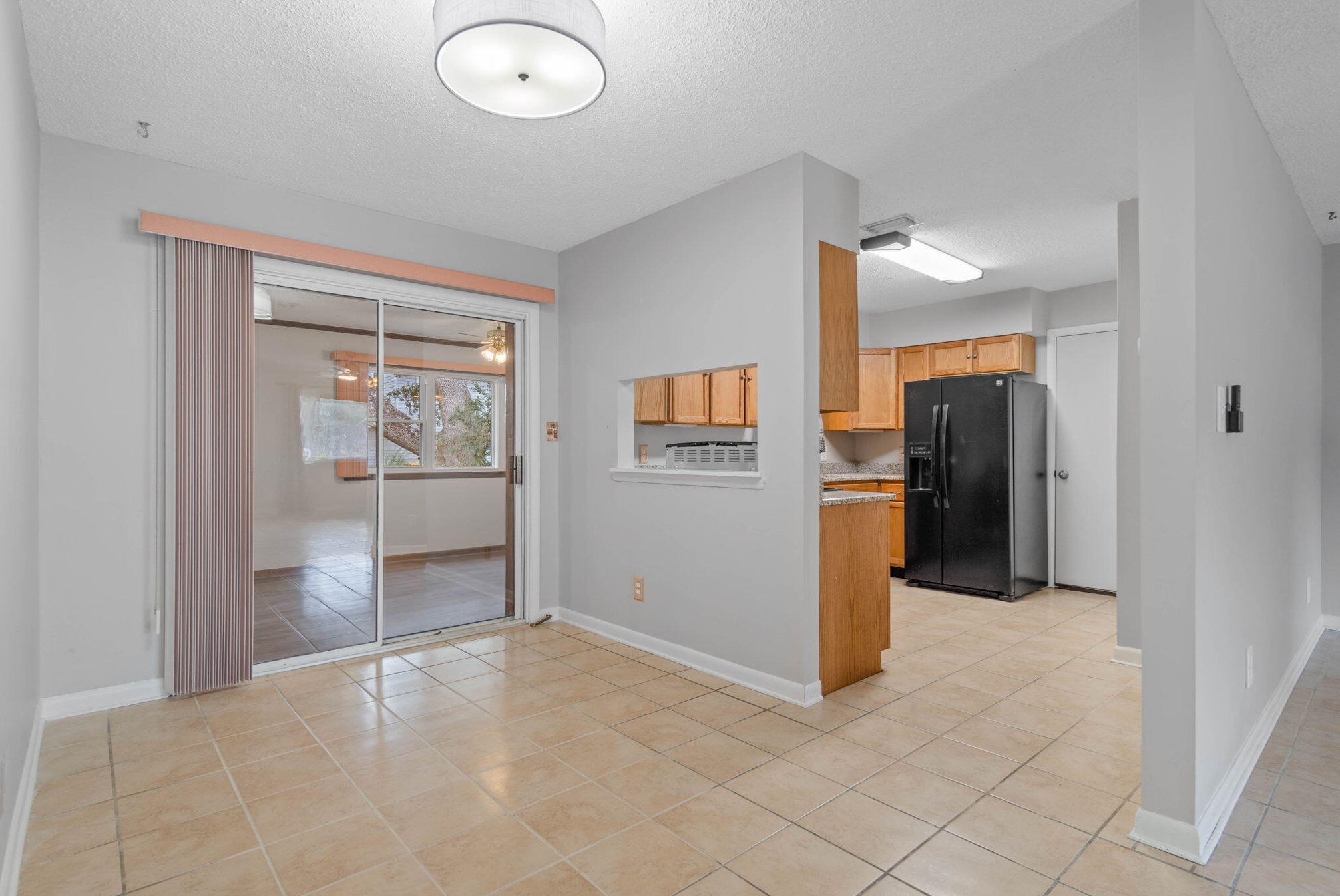 212 Squirrel Hvn Rd, Mary Esther FL  32569-2253 exterior