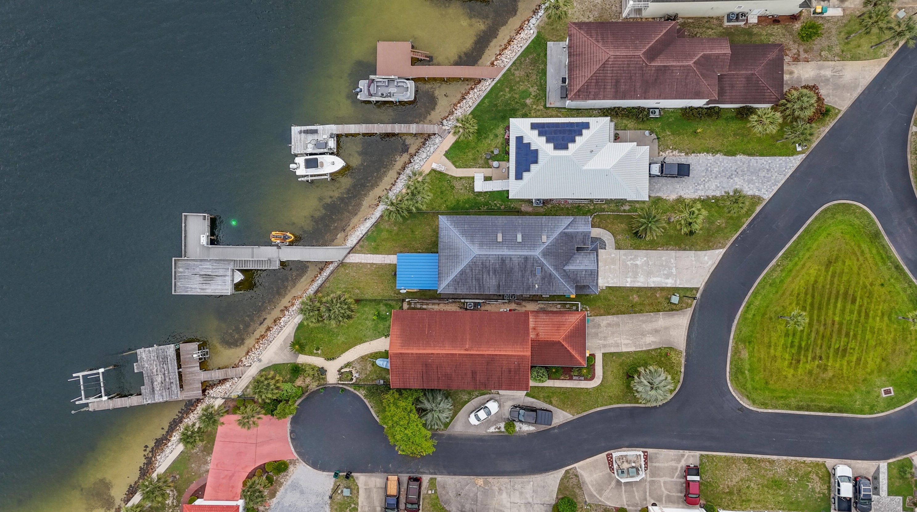 907 Lighthouse Rd, Fort Walton Beach FL  32547-3914 exterior