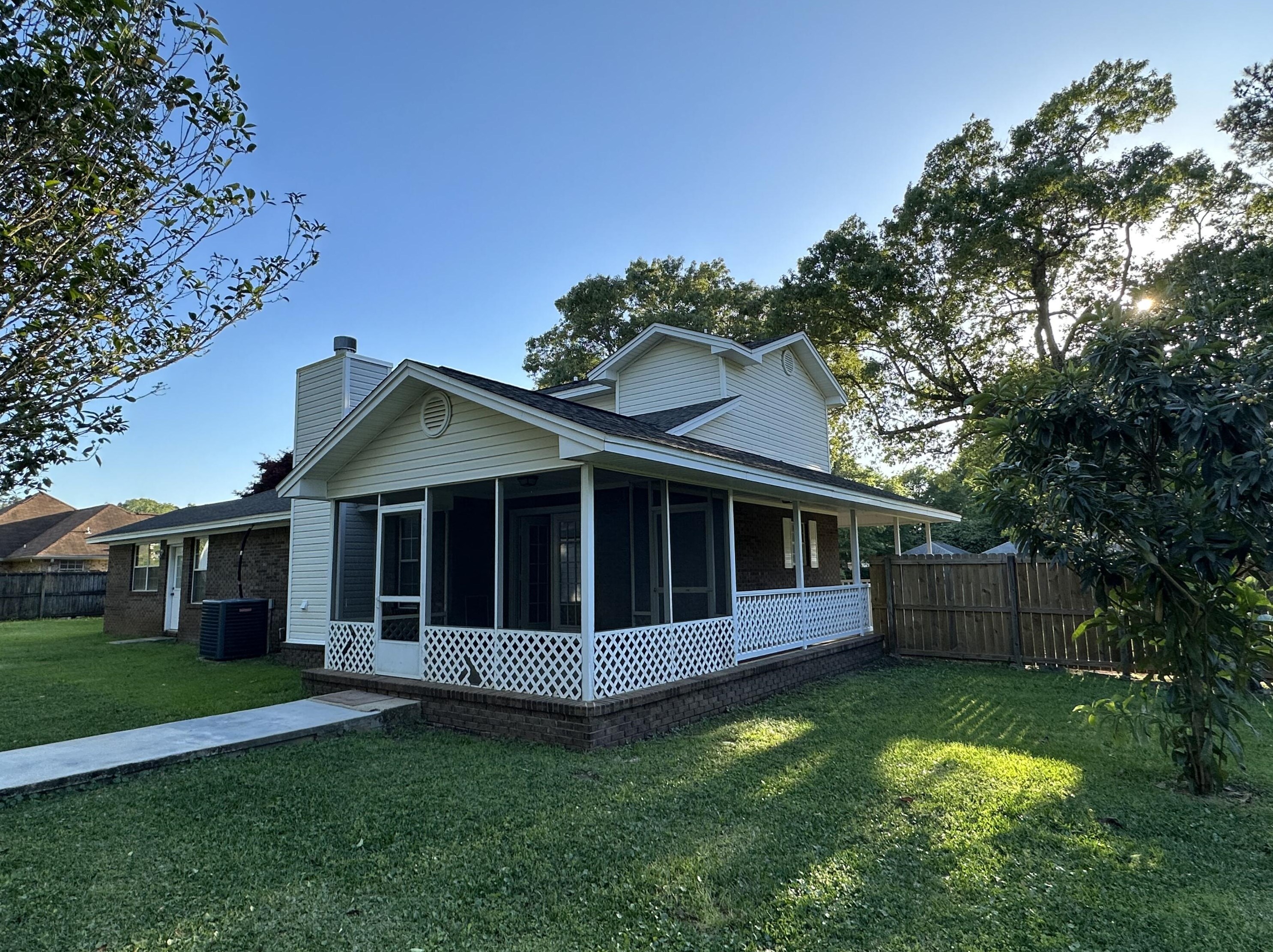 111 Dogwood Ln, Crestview, FL 32536-9384