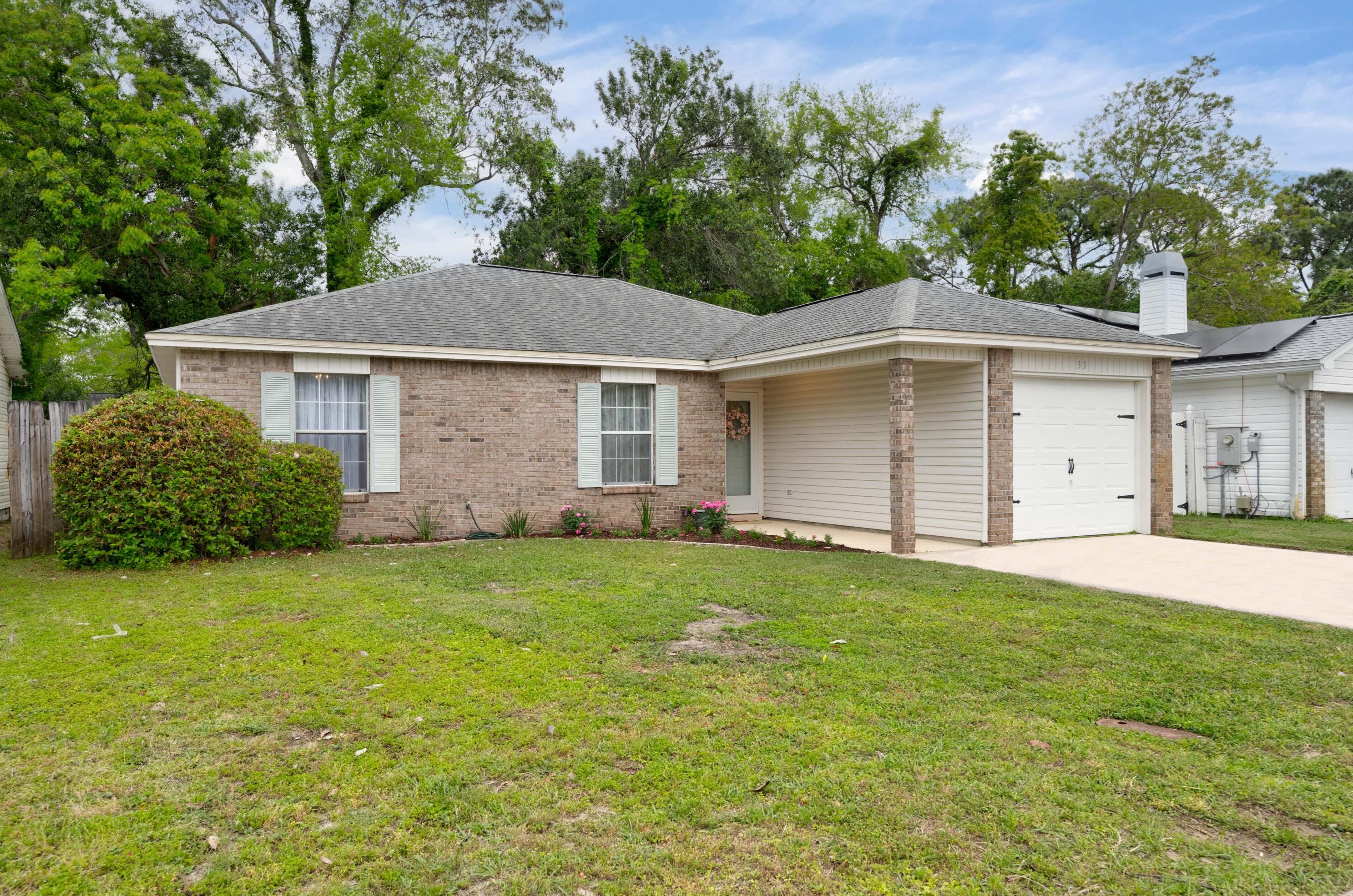 33 Olde Cypress Cir, Fort Walton Beach FL  32548-4601 exterior