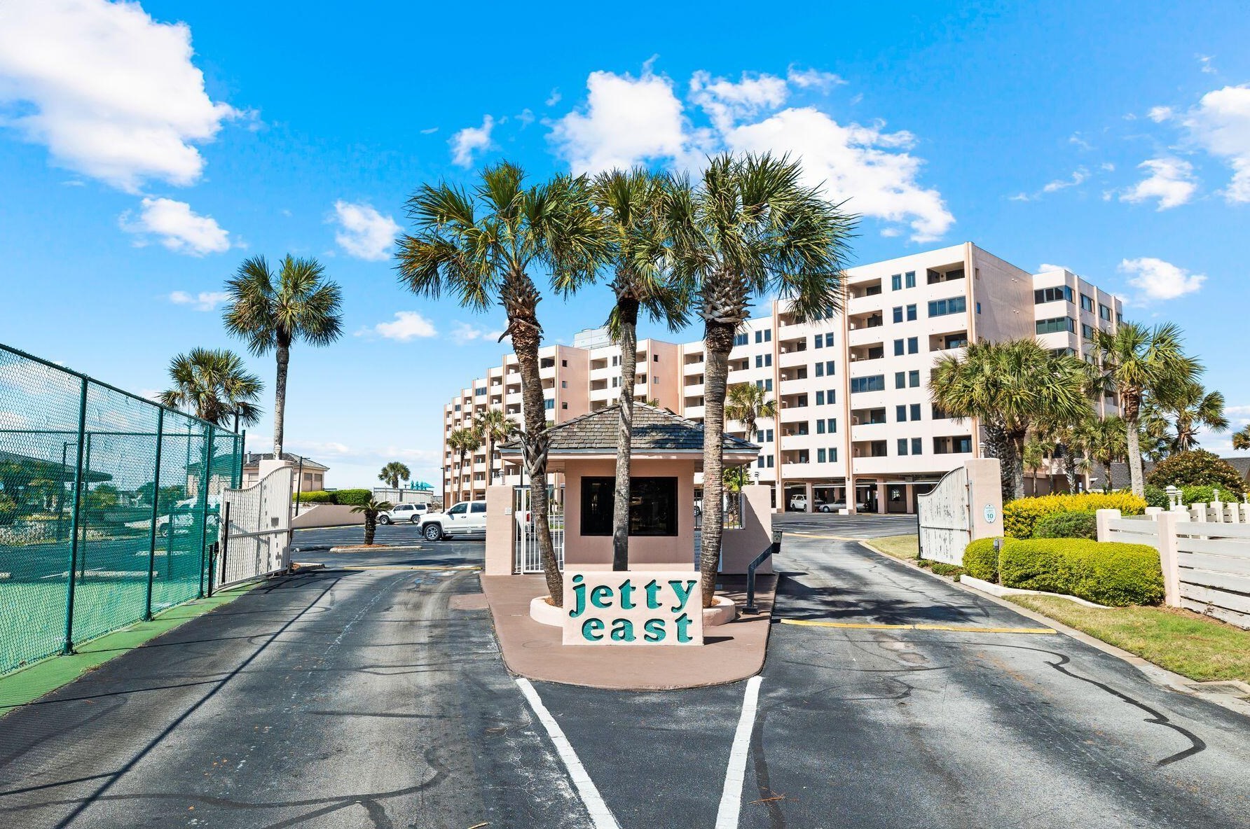 500 Gulf Shore Dr, Destin FL 32541-3098 exterior